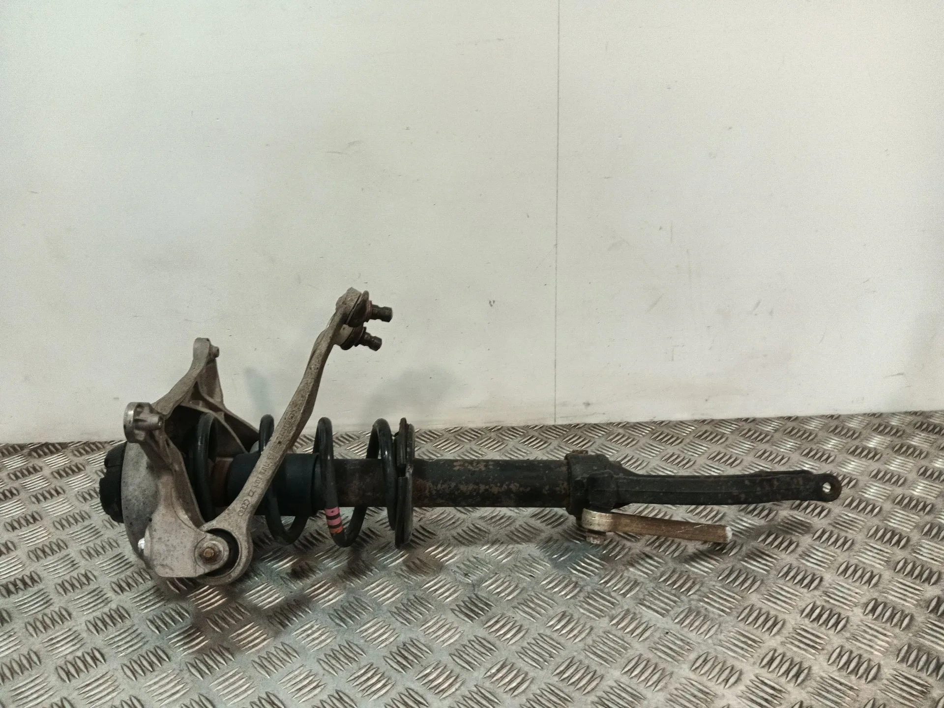 Amortiguador Delantero Izquierdo para Audi A4 Allroad Quattro (8K)