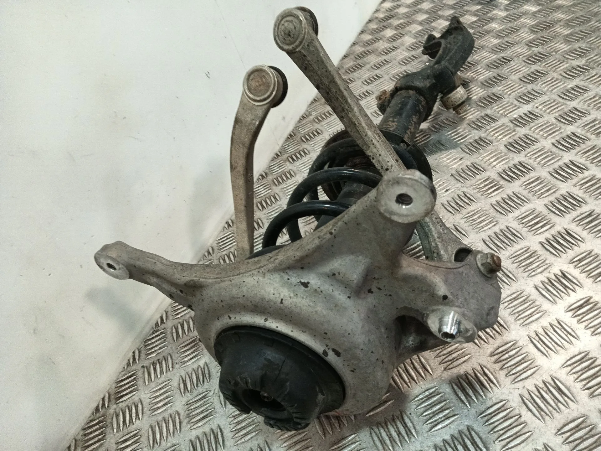 Amortiguador Delantero Izquierdo para Audi A4 Allroad Quattro (8K)