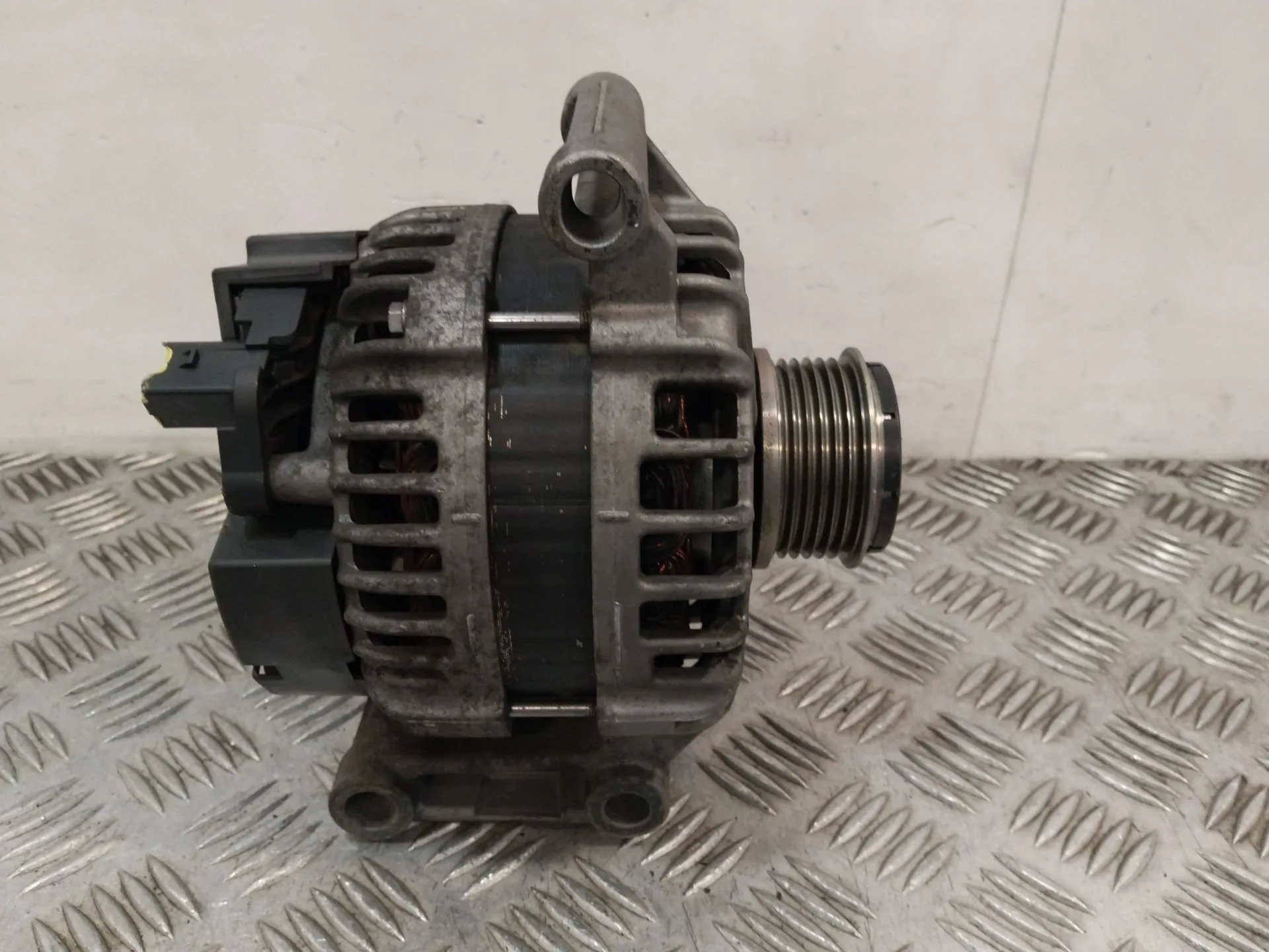Alternador para Ford Transit Custom V362 Furgoneta (Fy, Fz)