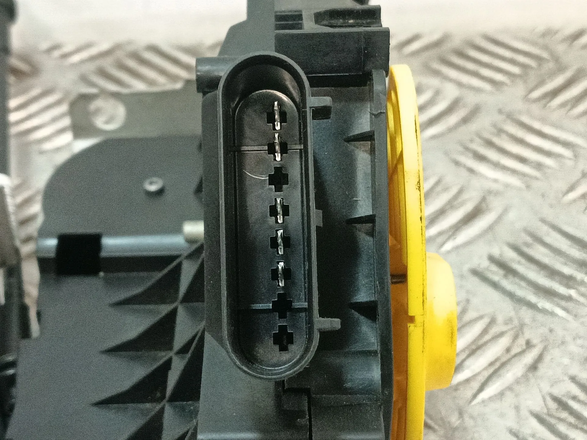 Cerradura Puerta Trasera Derecha para Ford Transit Custom V362 Furgoneta (Fy, Fz)