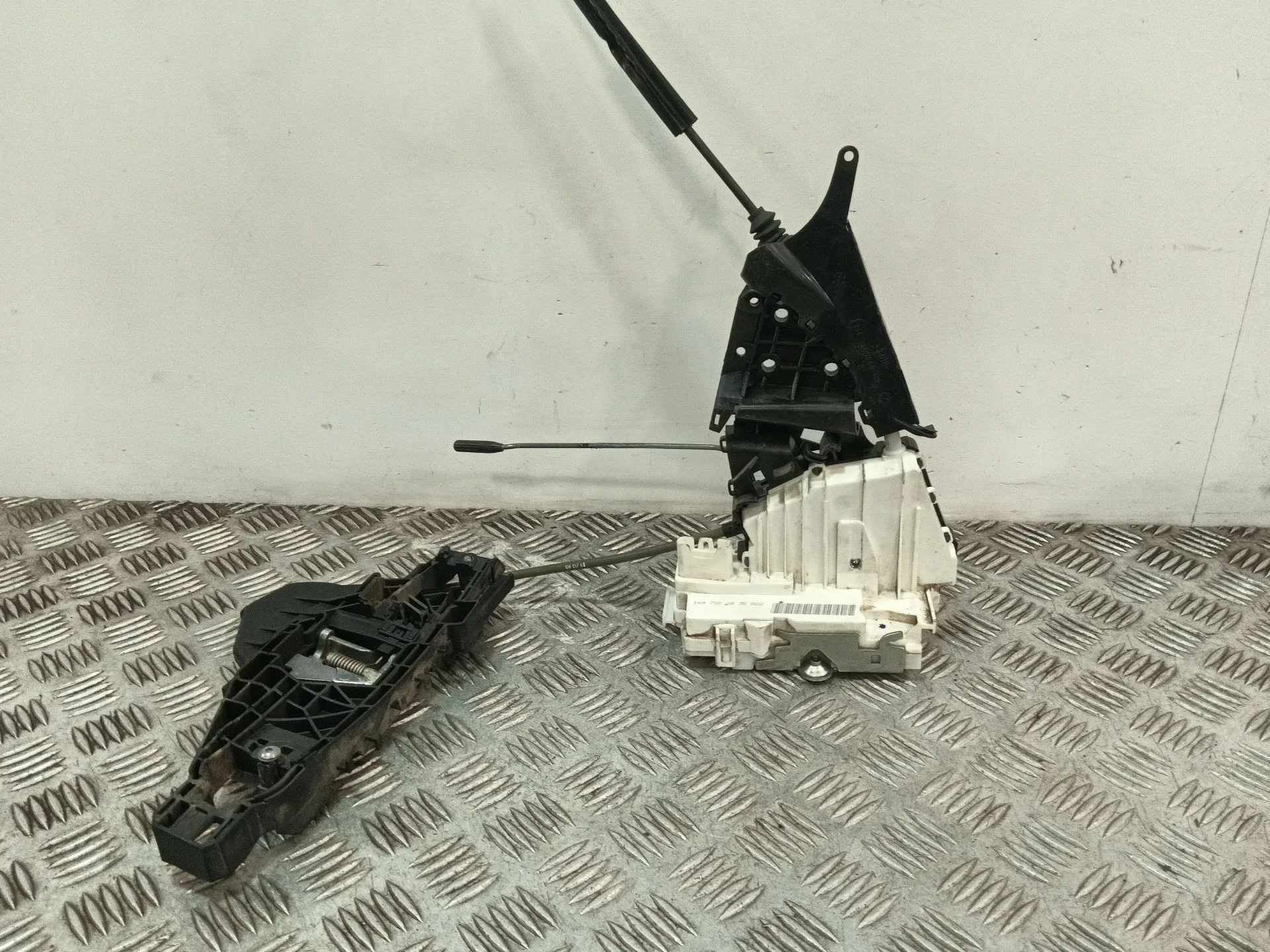 Cerradura Puerta Delantera Derecha para Mercedes-Benz Clase A (W169)