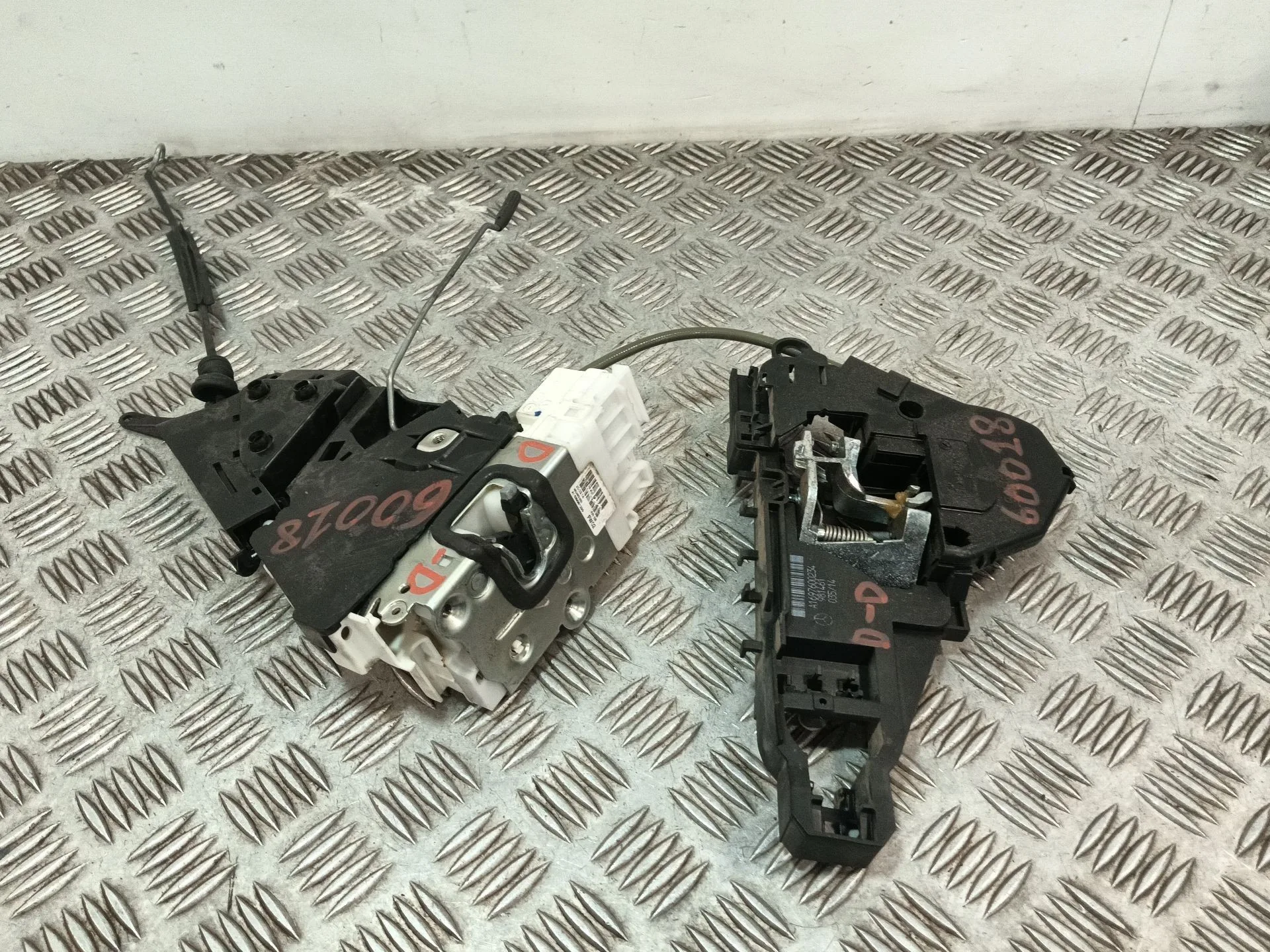 Cerradura Puerta Delantera Derecha para Mercedes-Benz Clase A (W169)