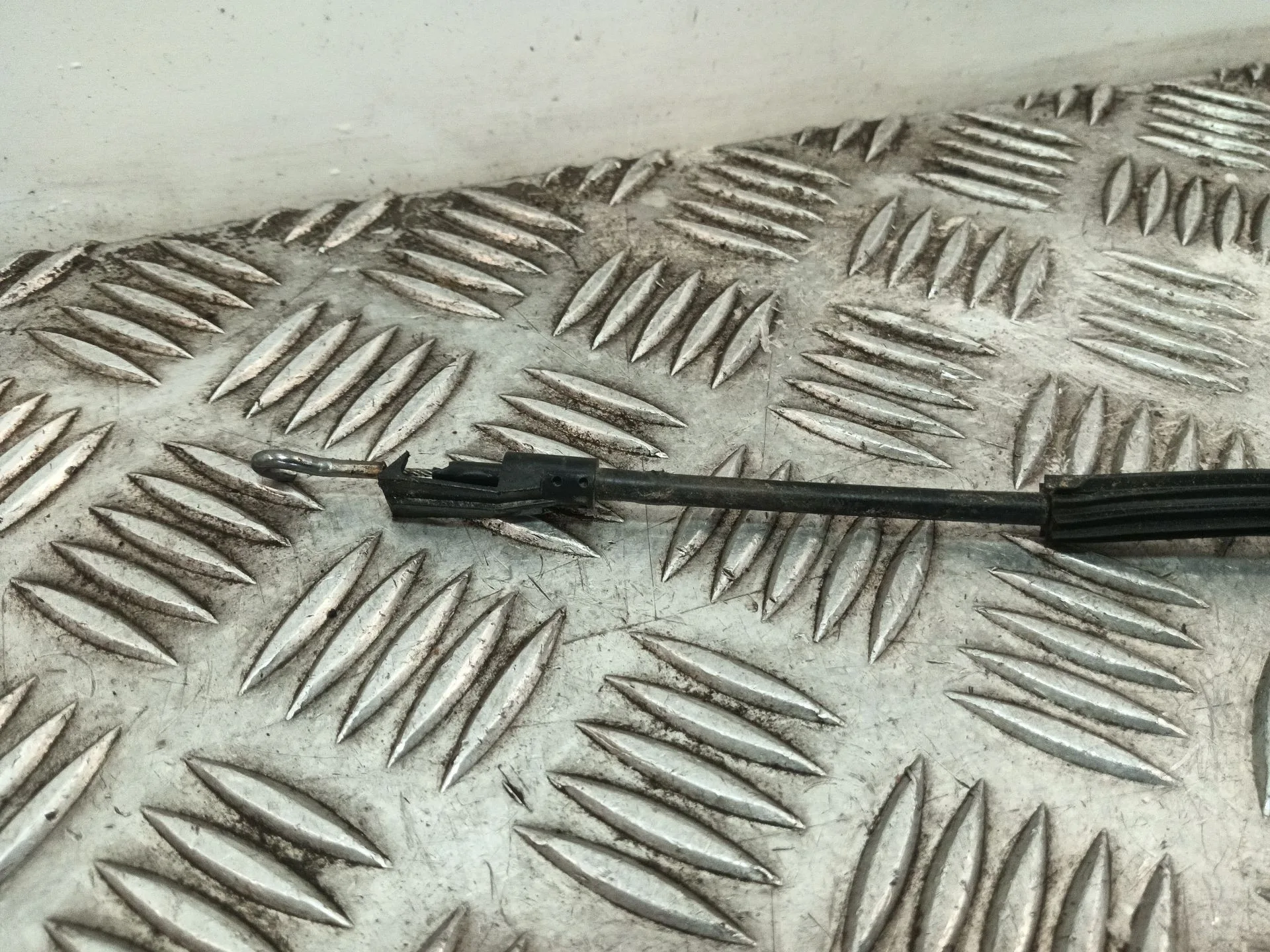 Cerradura Puerta Delantera Izquierda para Volkswagen Polo Iv (9N_, 9A_)