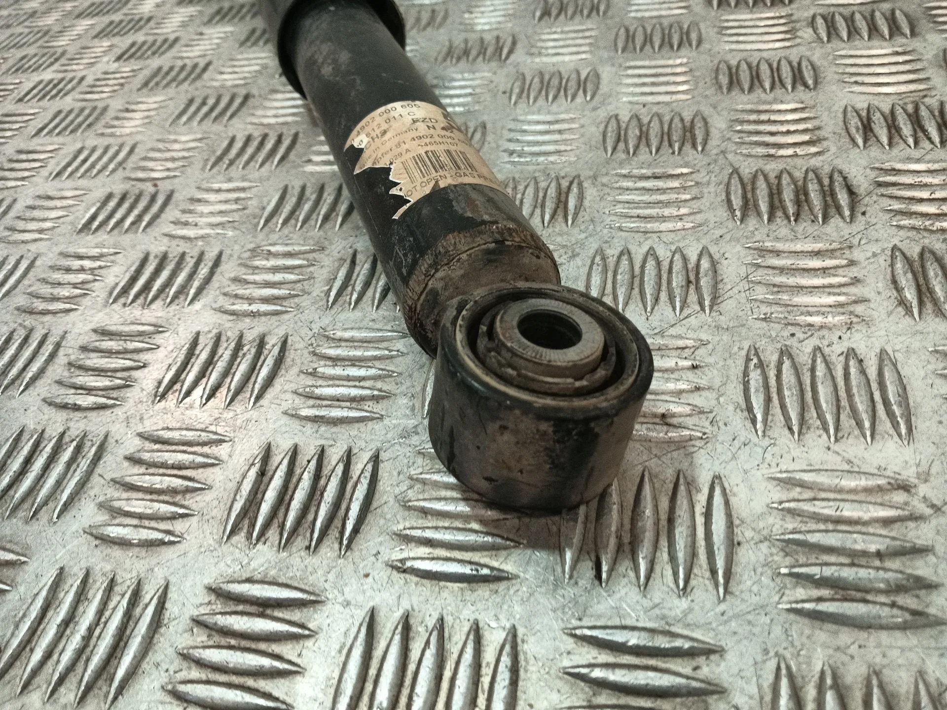 Amortiguador Trasero para Volkswagen Eos (1F7)