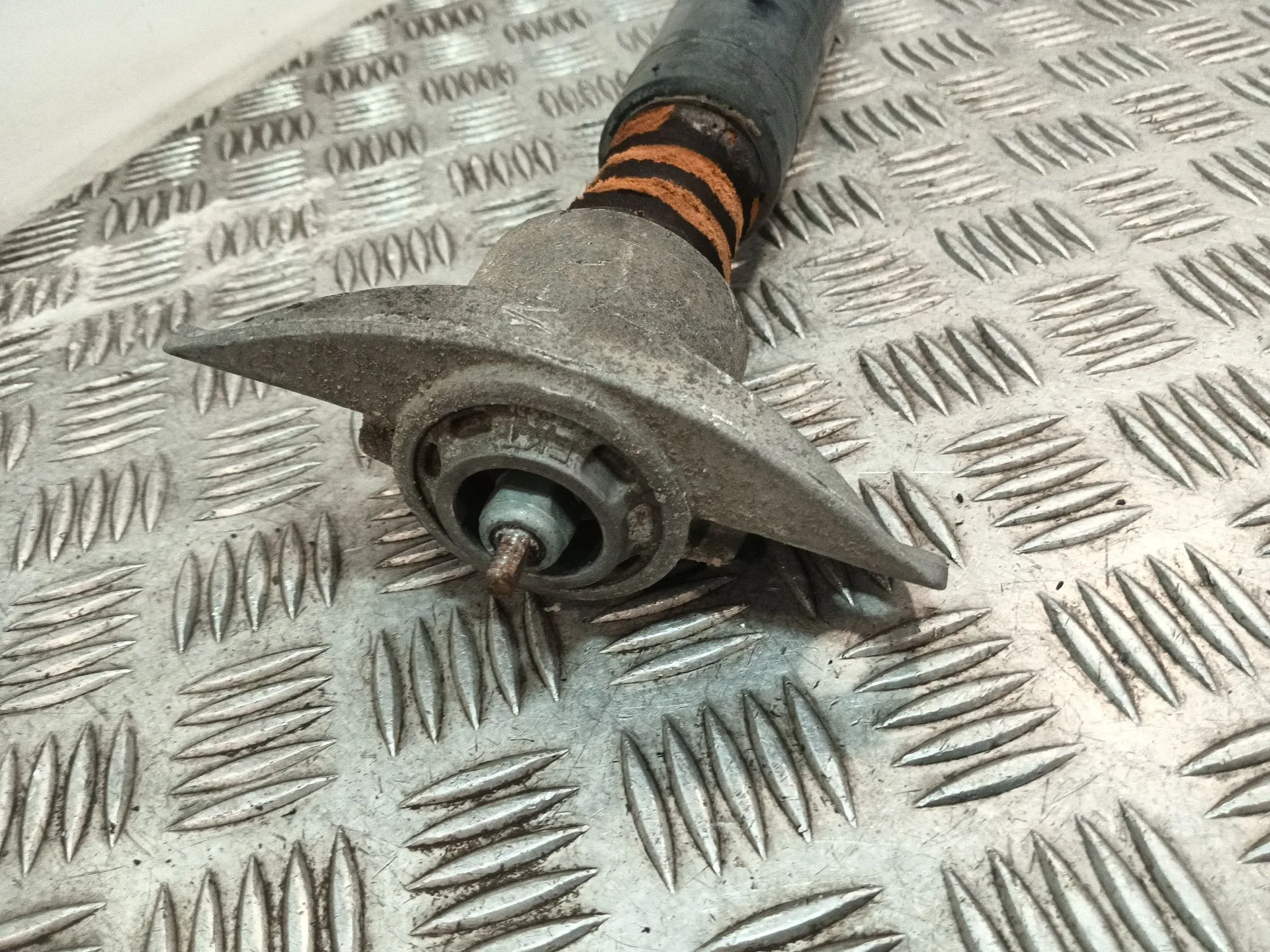 Amortiguador Trasero para Volkswagen Eos (1F7)