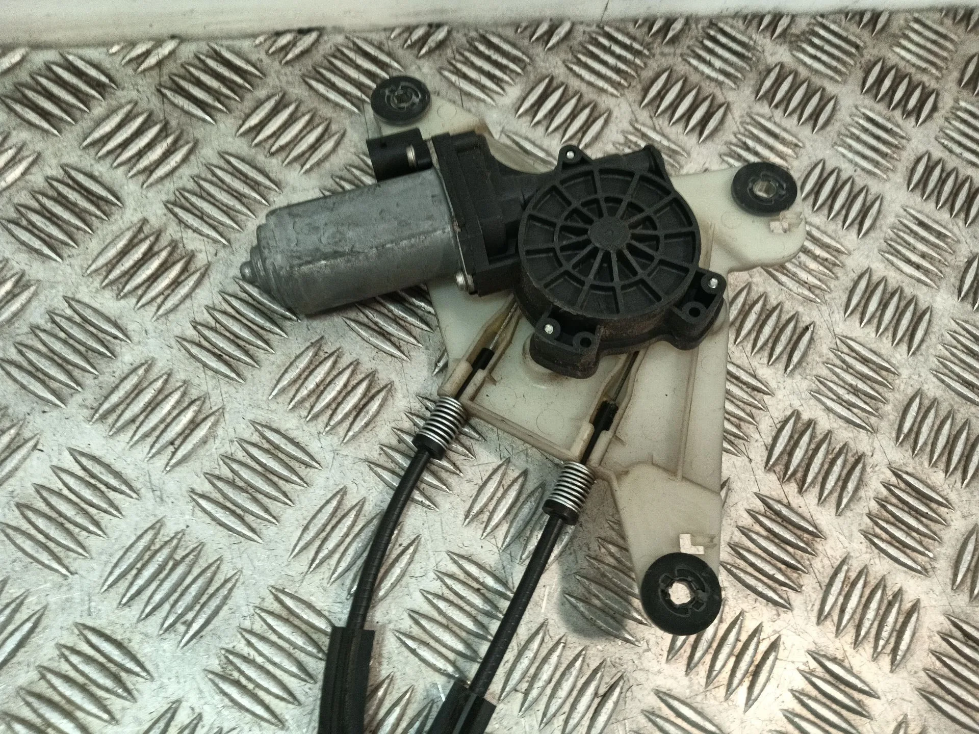 Elevalunas Delantero Izquierdo para Renault Master Iii
