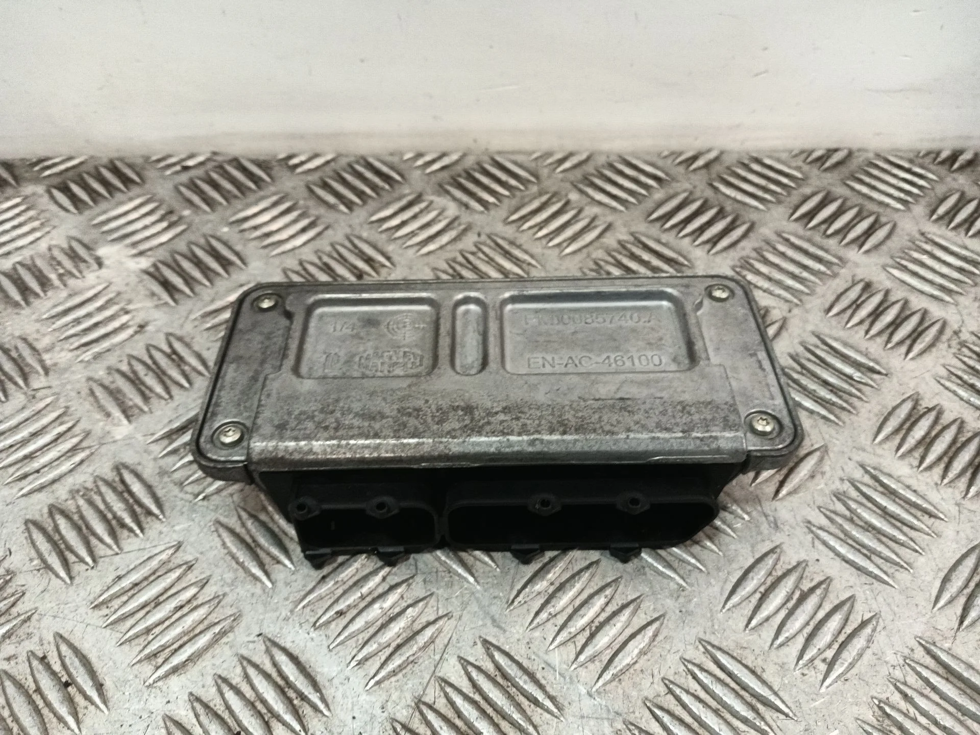 Centralita Motor Uce para Seat Ibiza Iv (6J5, 6P1)