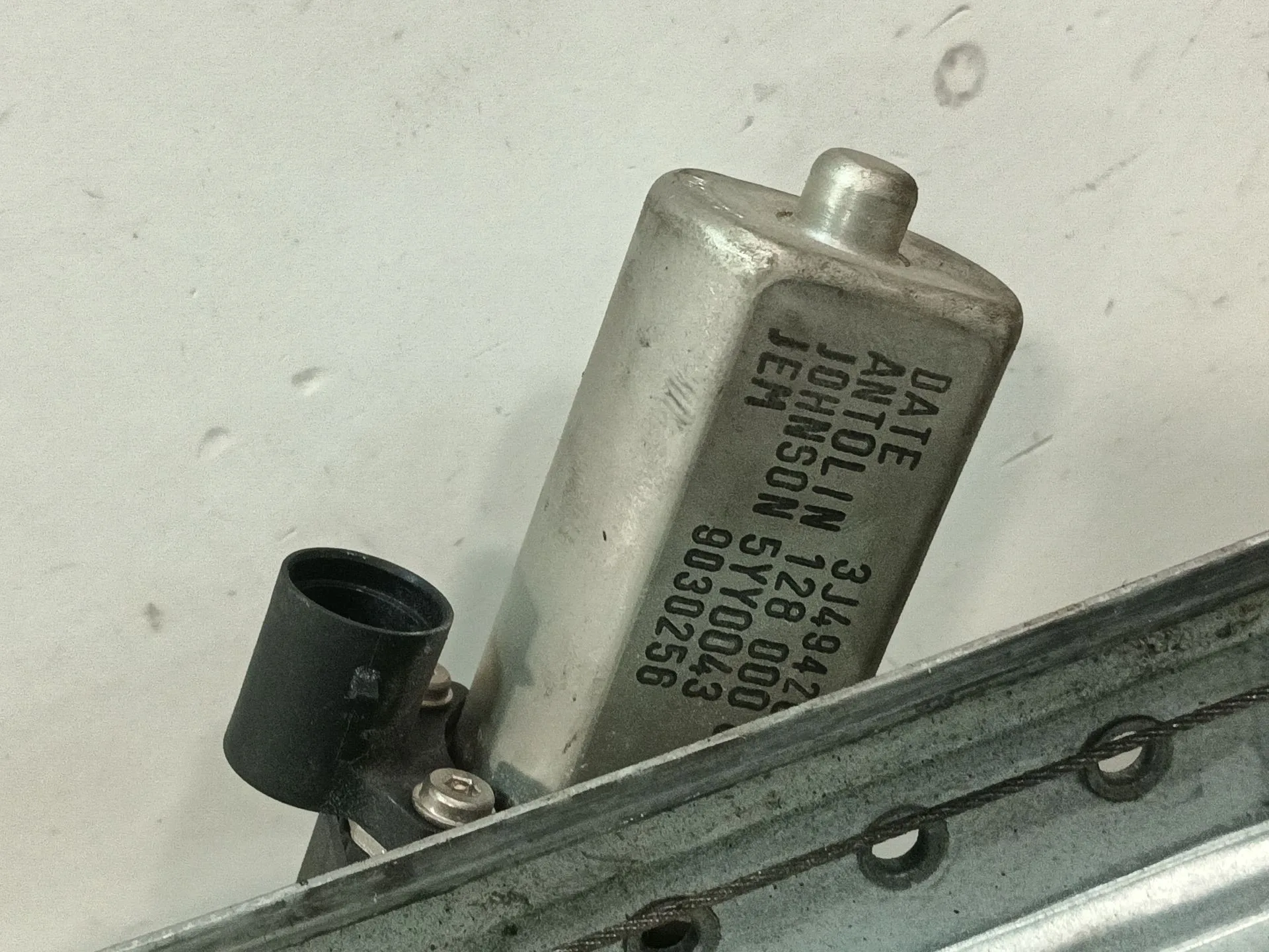 Elevalunas Delantero Derecho para Dacia Sandero