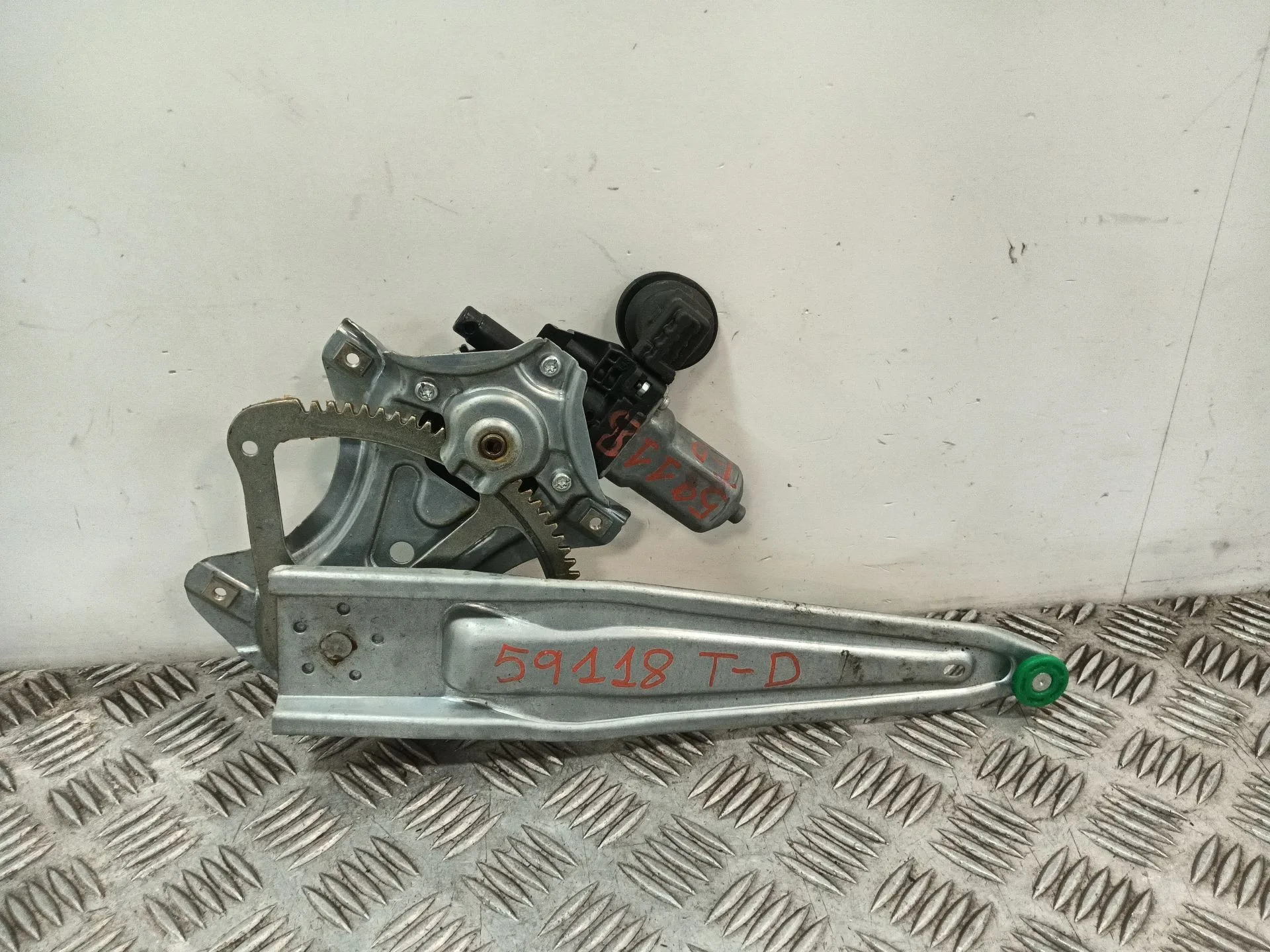 Elevalunas Trasero Derecho para Toyota Yaris (_P13_)