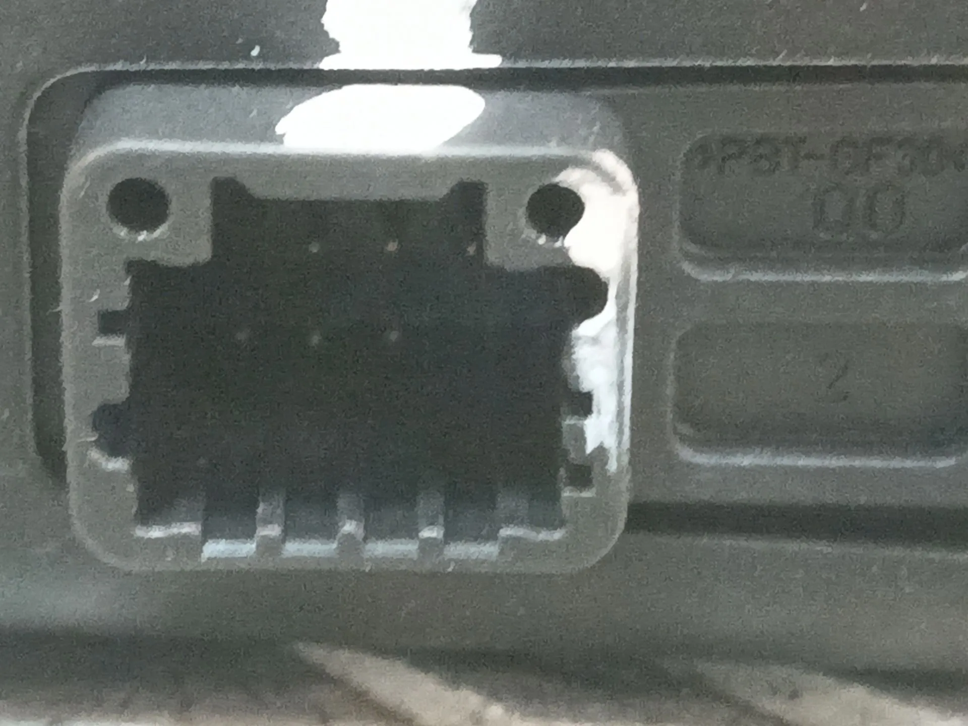 Antirrobo para Nissan Pulsar Hatchback (C13)