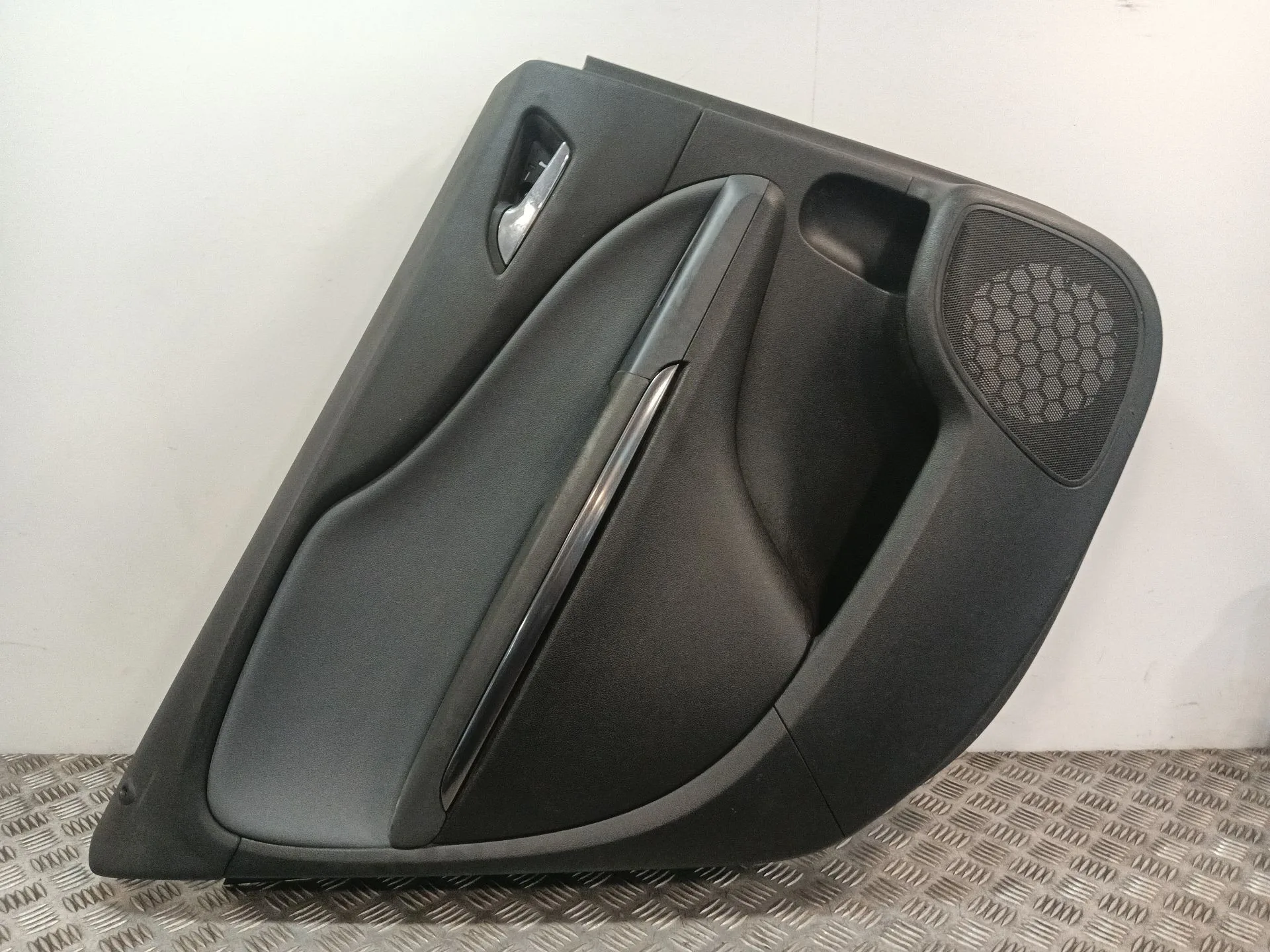 Guarnecido Puerta Trasera Izquierda para Opel Zafira Tourer C Van (P12)