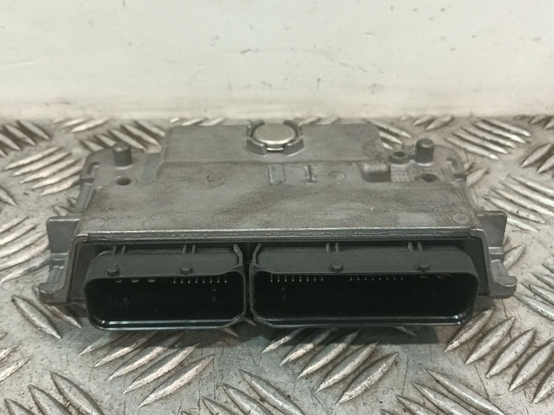 Centralita Motor Uce para Seat Ibiza Iv Sc (6J1, 6P5)