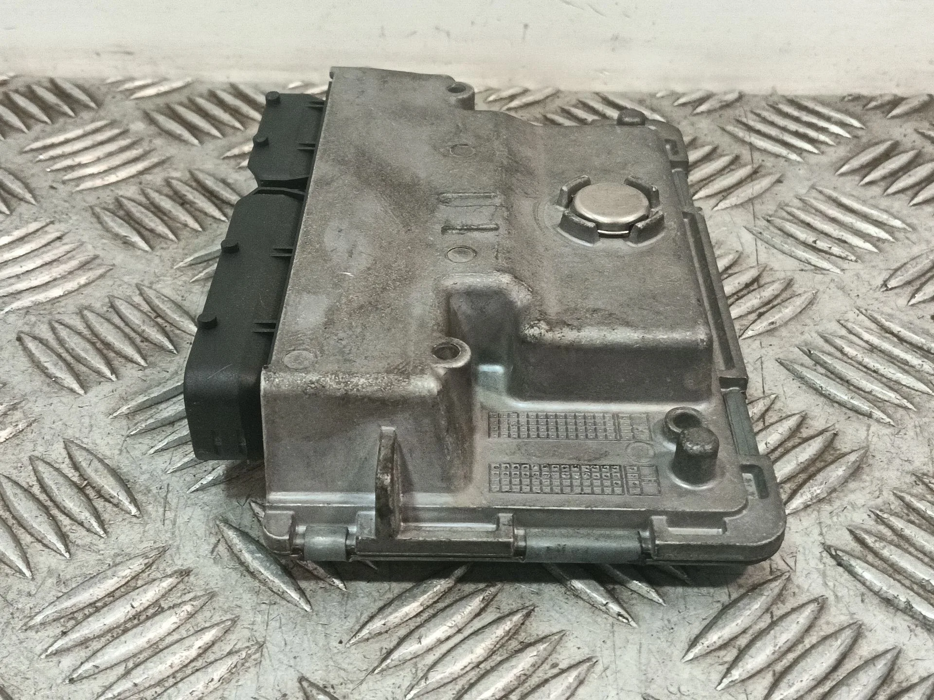 Centralita Motor Uce para Seat Ibiza Iv Sc (6J1, 6P5)