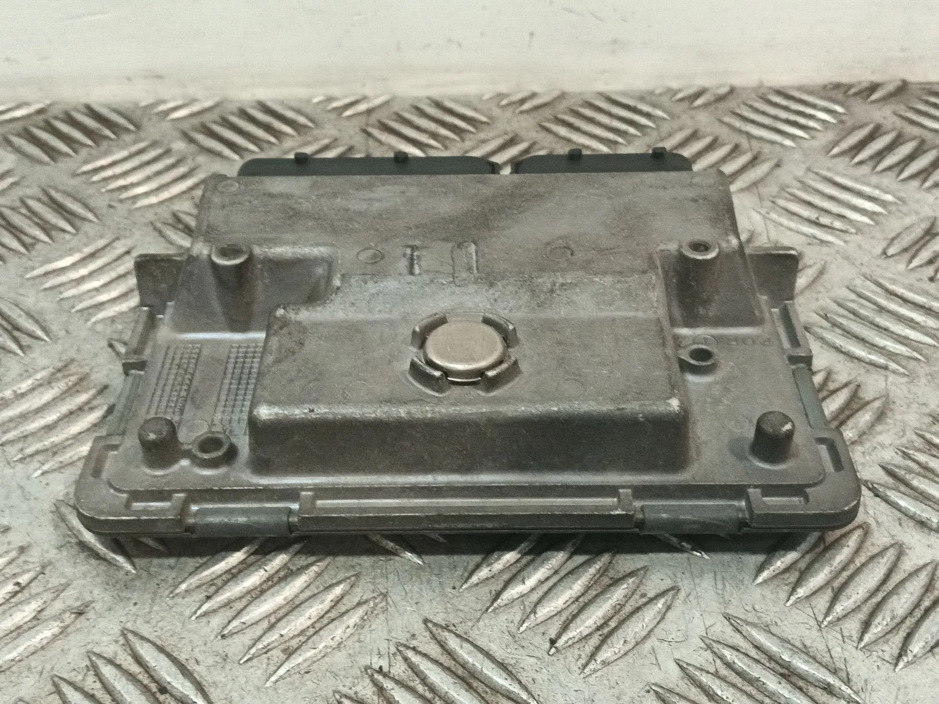 Centralita Motor Uce para Seat Ibiza Iv Sc (6J1, 6P5)