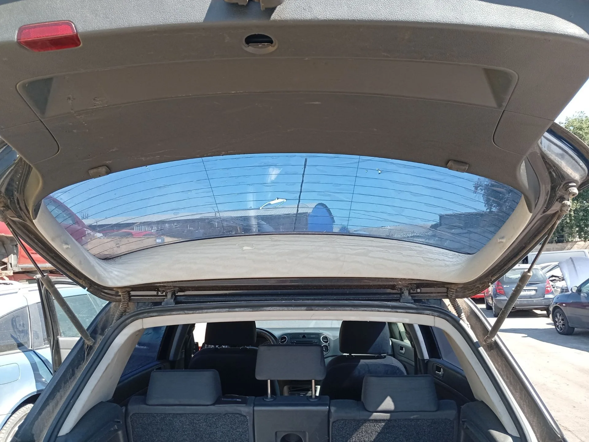 Amortiguadores Maletero / Porton para Volkswagen Golf Plus V (5M1, 521)
