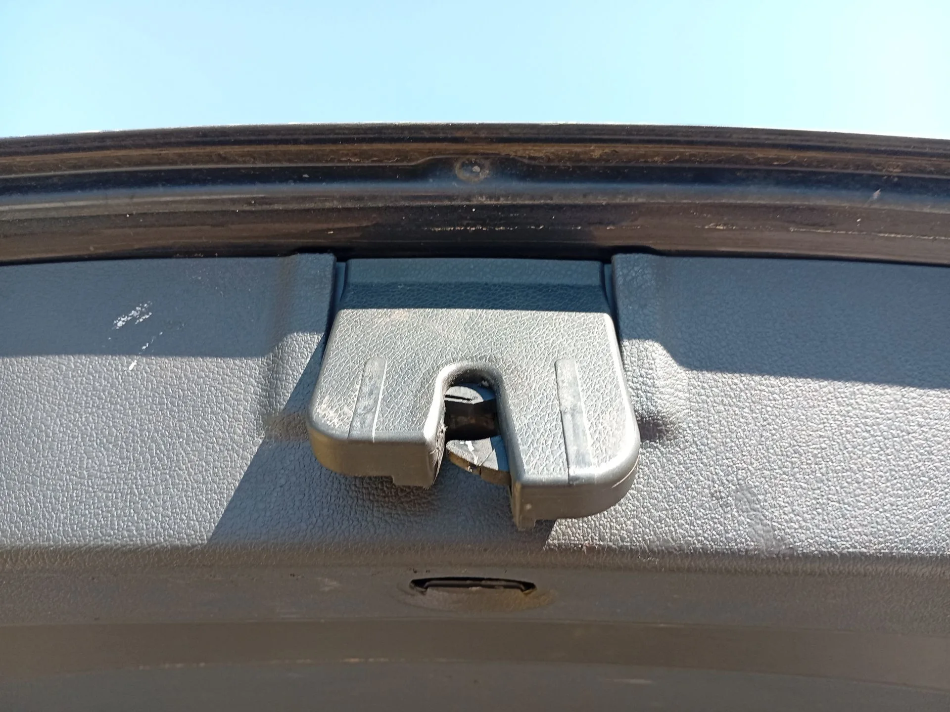 Cerradura Maletero / Porton para Volkswagen Golf Plus V (5M1, 521)