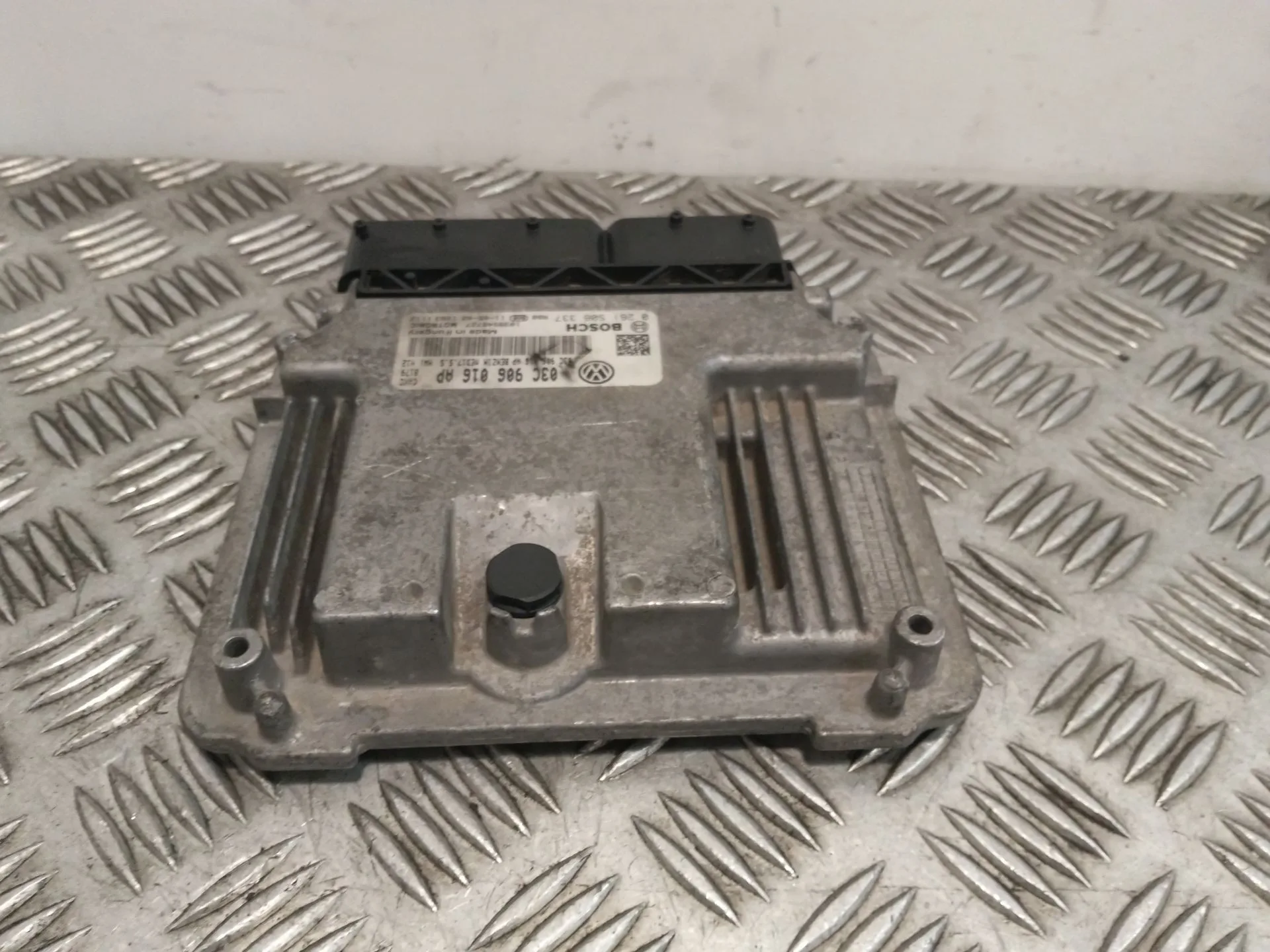 Centralita Motor Uce para Seat Leon (1P1)