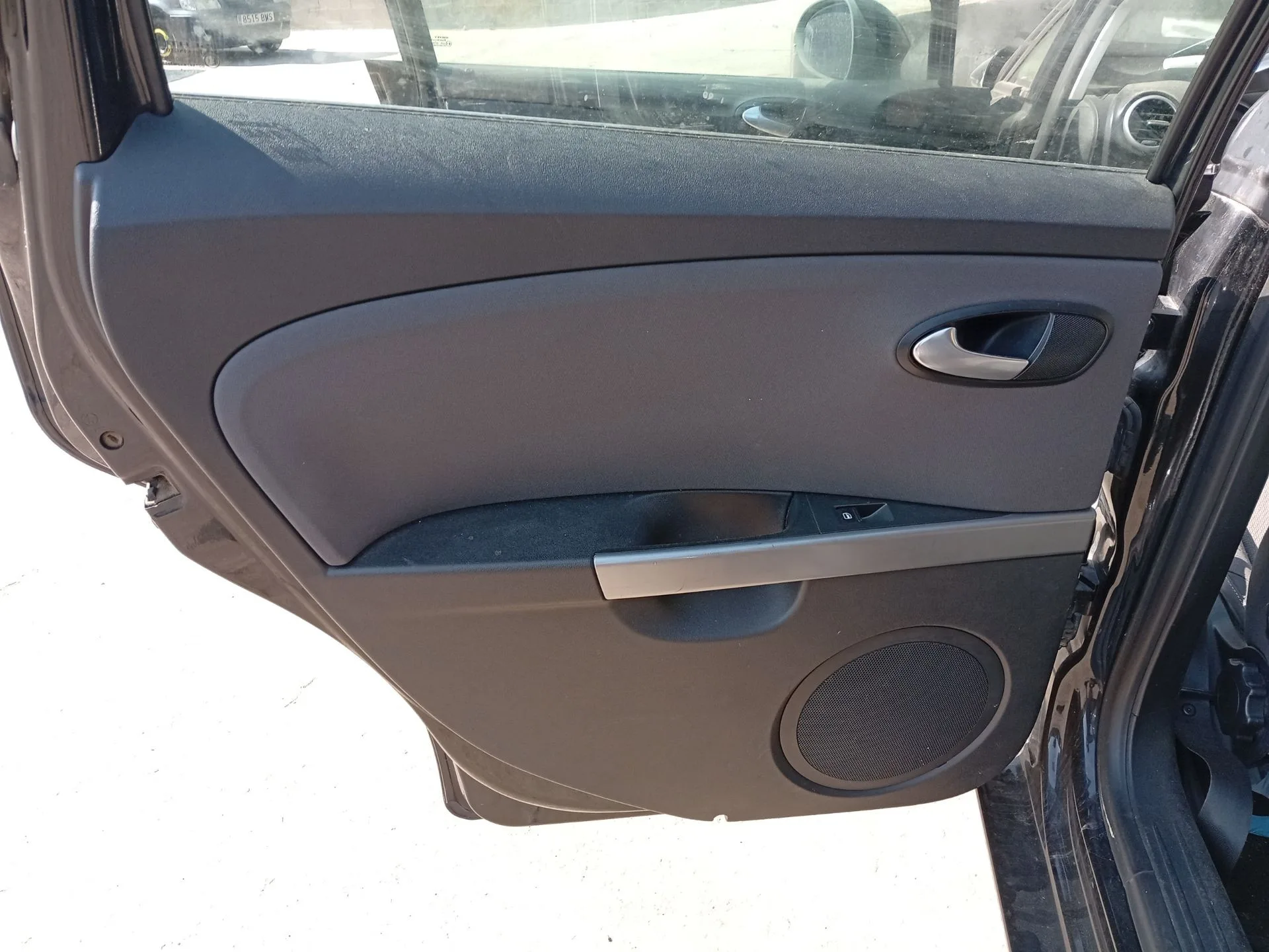 Guarnecido Puerta Trasera Izquierda para Seat Leon (1P1)
