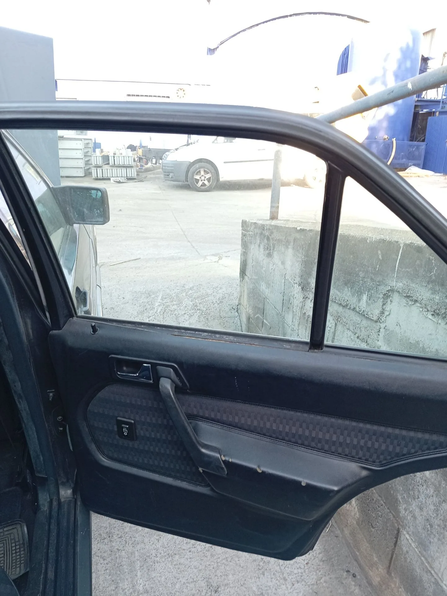 Elevalunas Trasero Derecho para Mercedes-Benz 190 (W201)