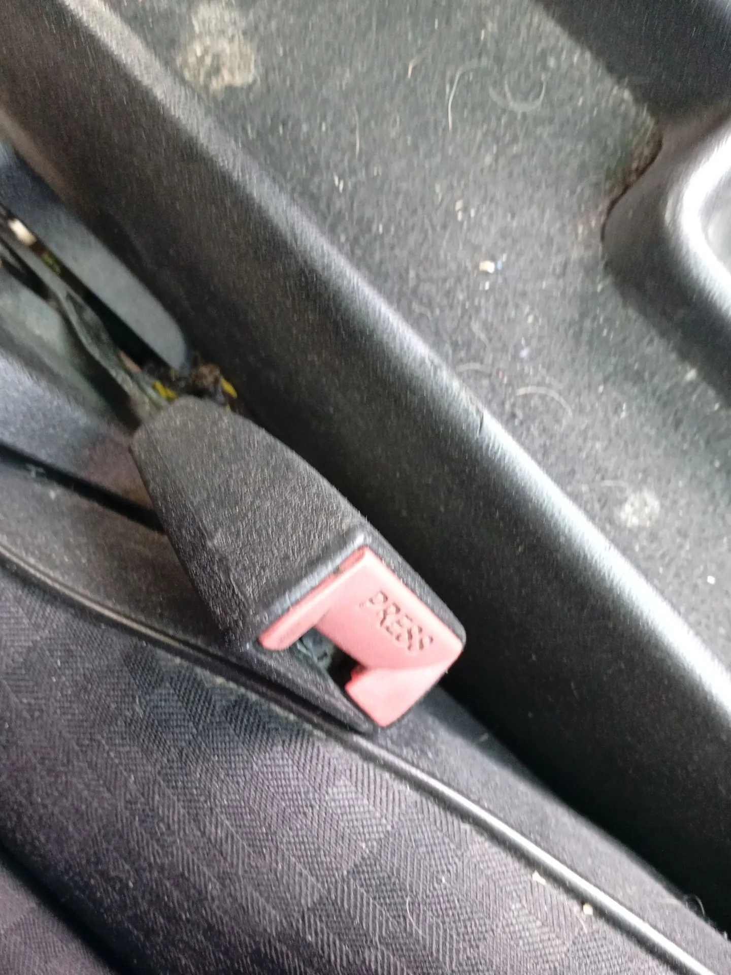 Enganche Cinturon Delantero Derecho para Mercedes-Benz 190 (W201)