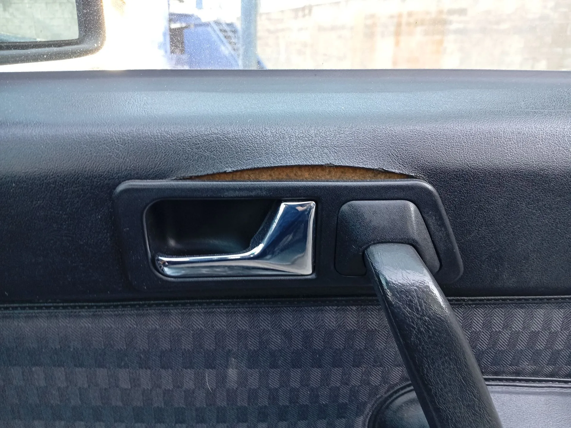 Guarnecido Puerta Delantera Derecha para Mercedes-Benz 190 (W201)