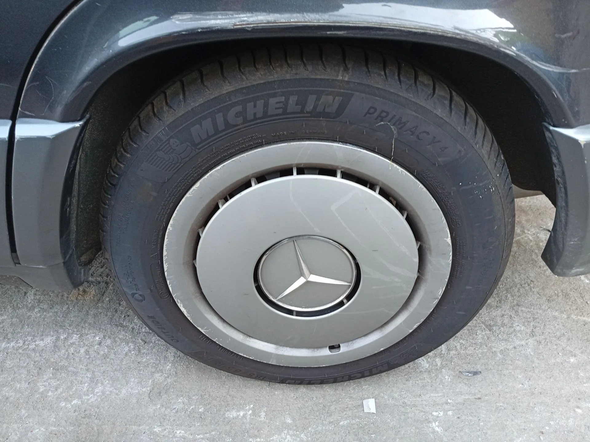 Mangueta Trasera Izquierda para Mercedes-Benz 190 (W201)