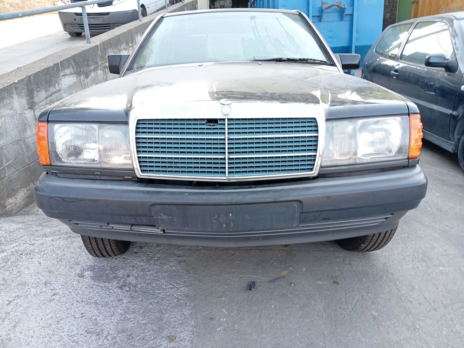 Paragolpes Delantero para Mercedes-Benz 190 (W201)