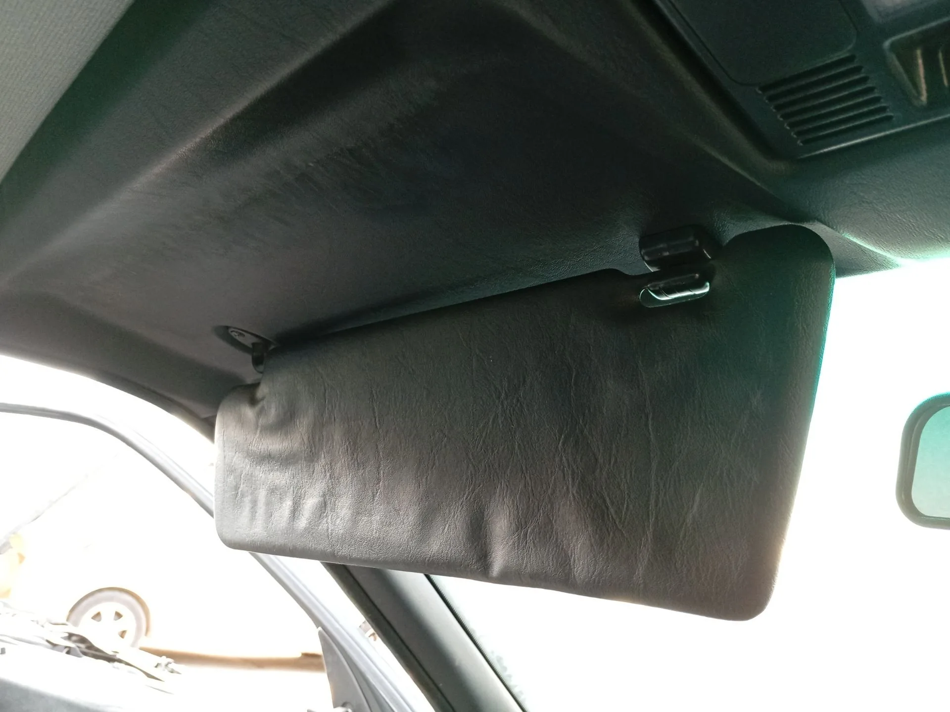 Parasol Izquierdo para Mercedes-Benz 190 (W201)