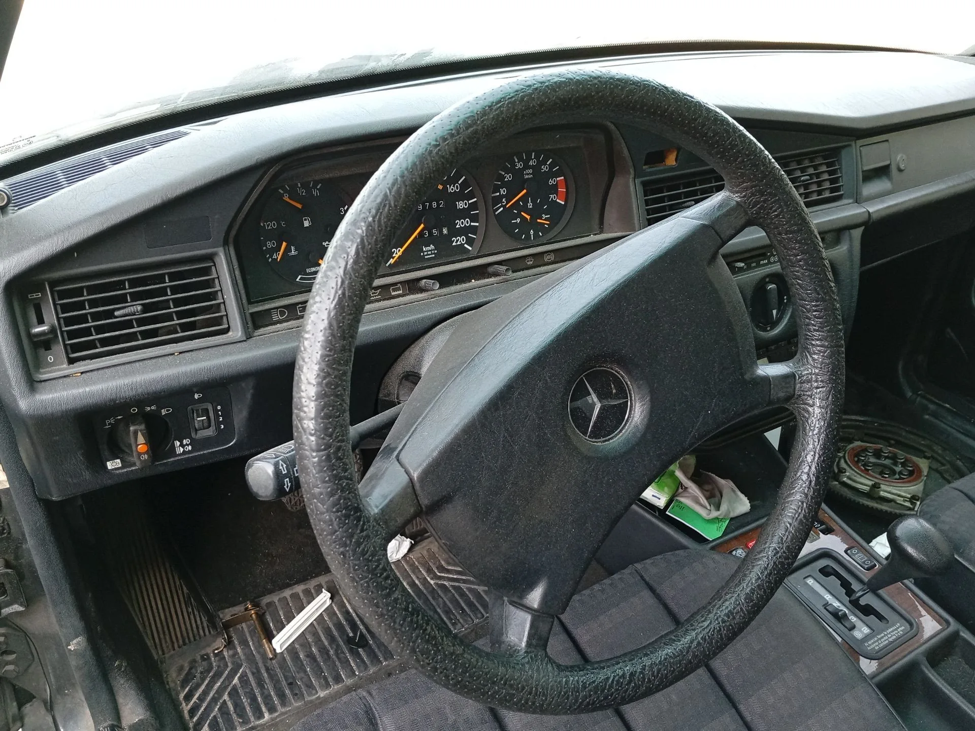 Volante para Mercedes-Benz 190 (W201)