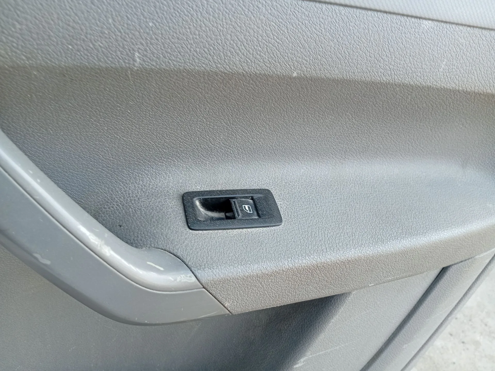 Mando Elevalunas Delantero Derecho para Volkswagen Caddy Iii Furgoneta/Monovolumen (2Ka, 2Kh, 2Ca, 2Ch)