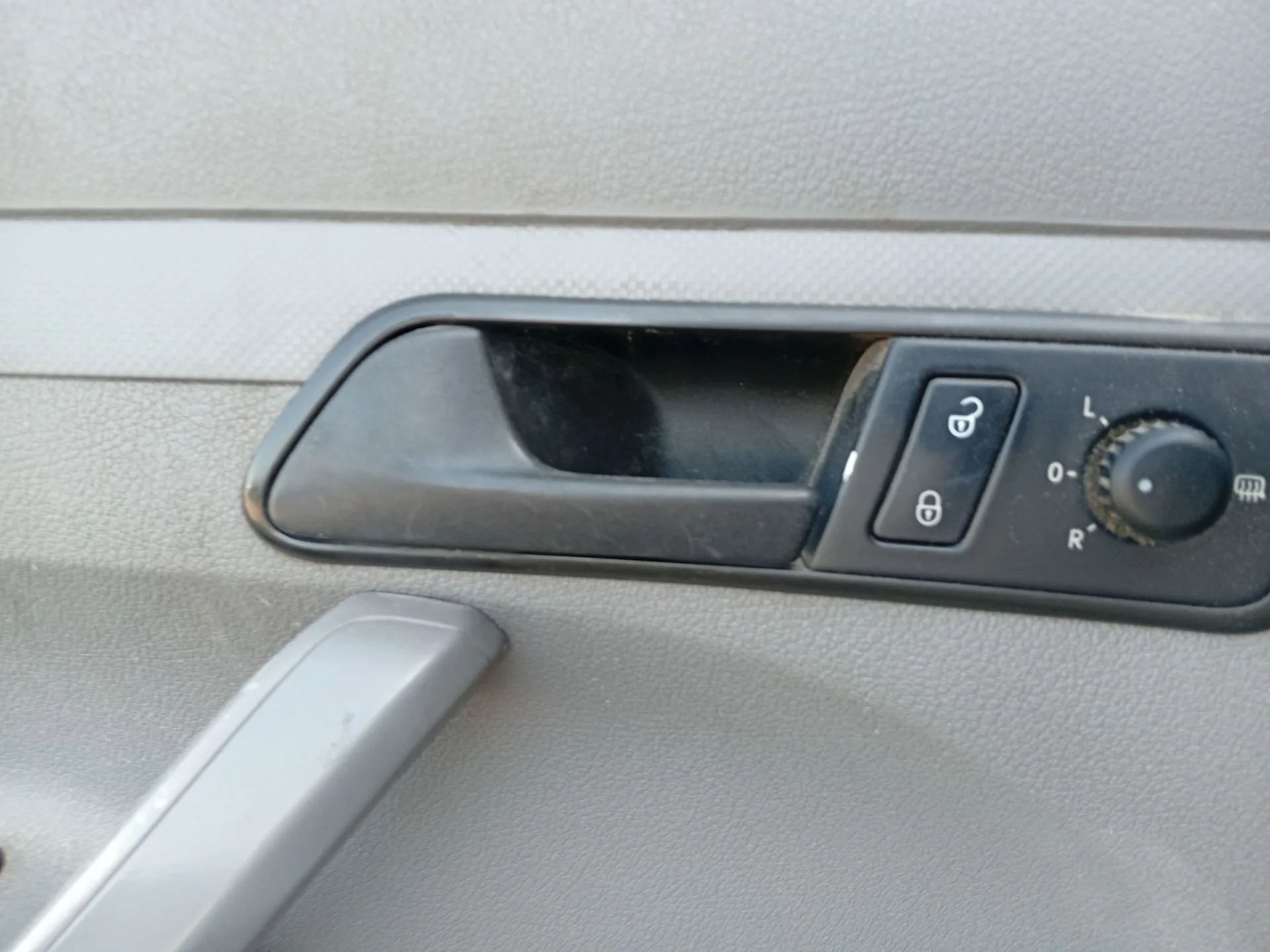 Maneta Interior Delantera Izquierda para Volkswagen Caddy Iii Furgoneta/Monovolumen (2Ka, 2Kh, 2Ca, 2Ch)