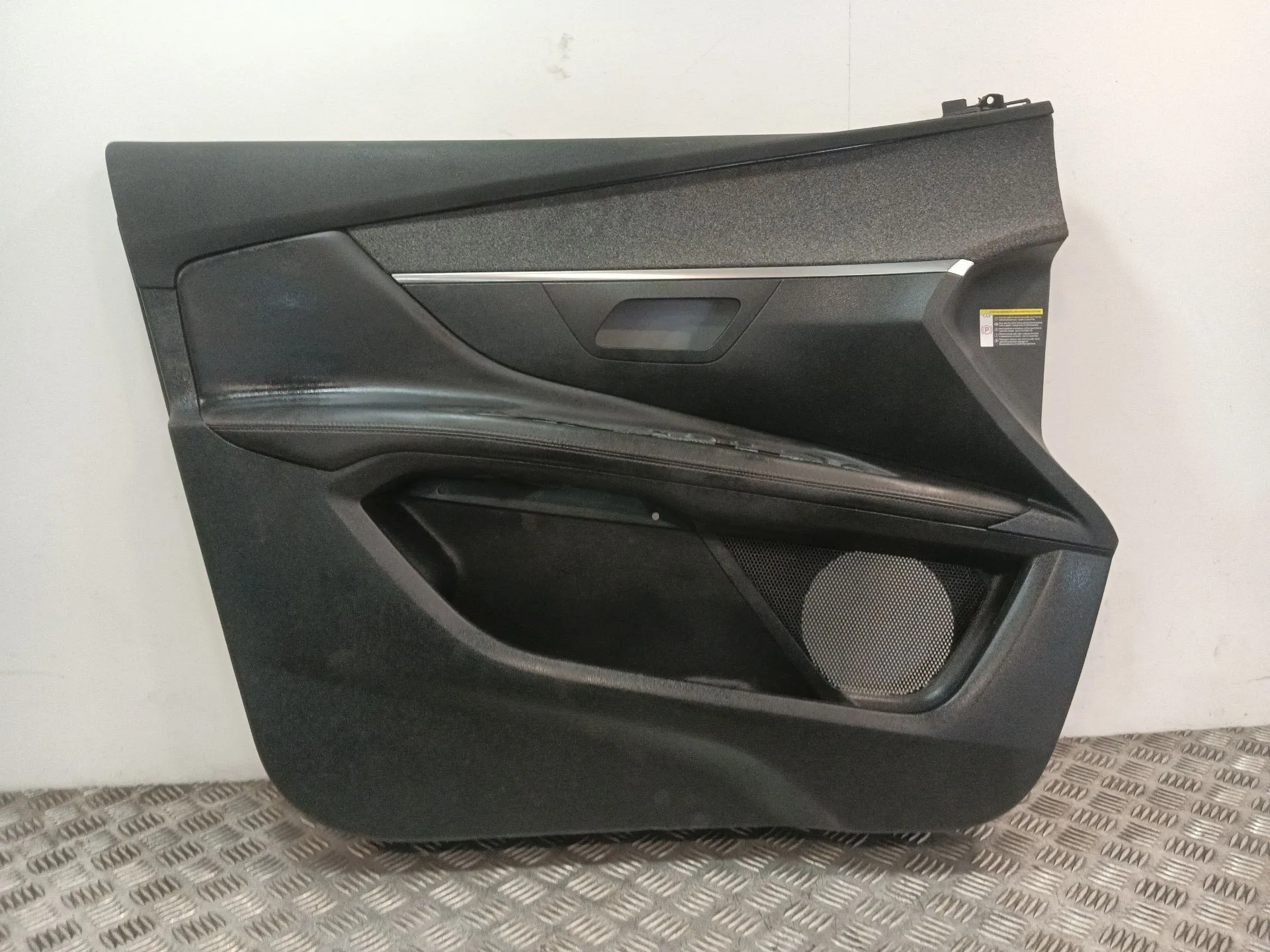 Guarnecido Puerta Delantera Izquierda para Peugeot 3008 Ii Suv (Mc_, Mr_, Mj_, M4_)