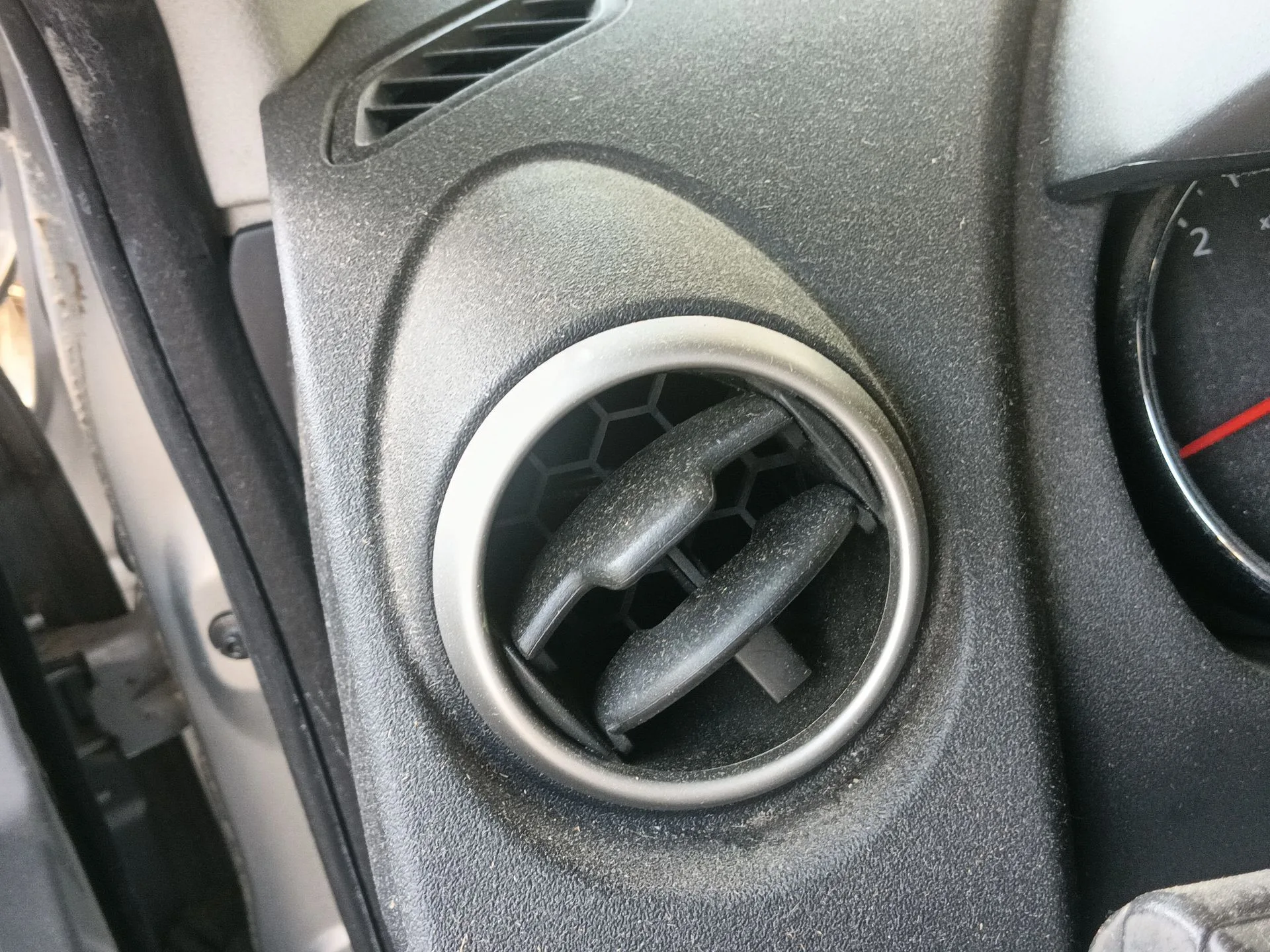 Aireador Lateral Izquierdo para Nissan Qashqai I (J10, Nj10)