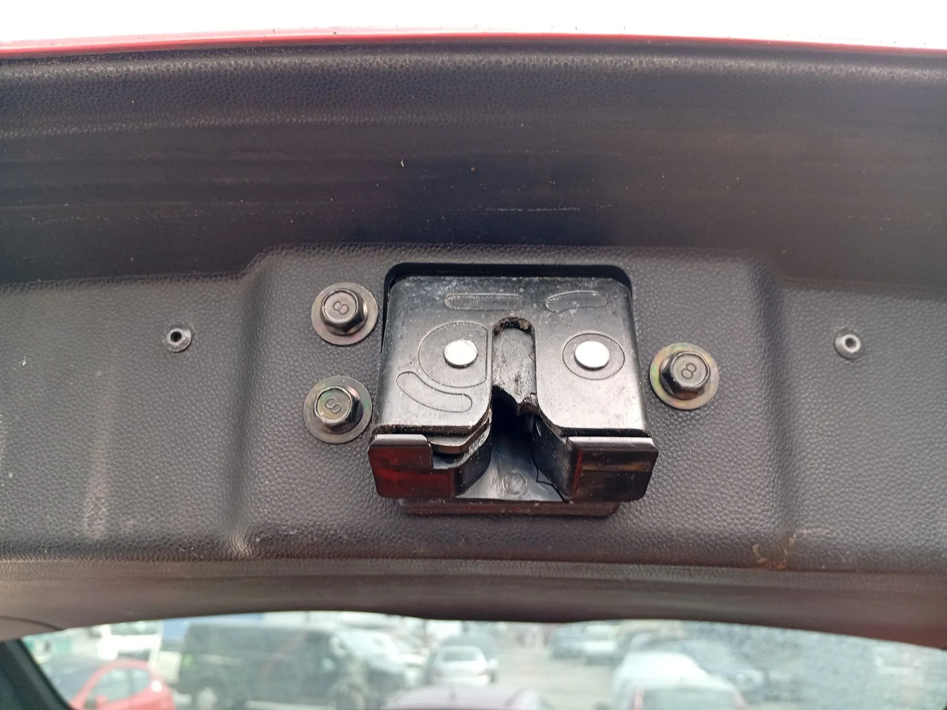 Cerradura Maletero / Porton para Mazda 5 (Cr)