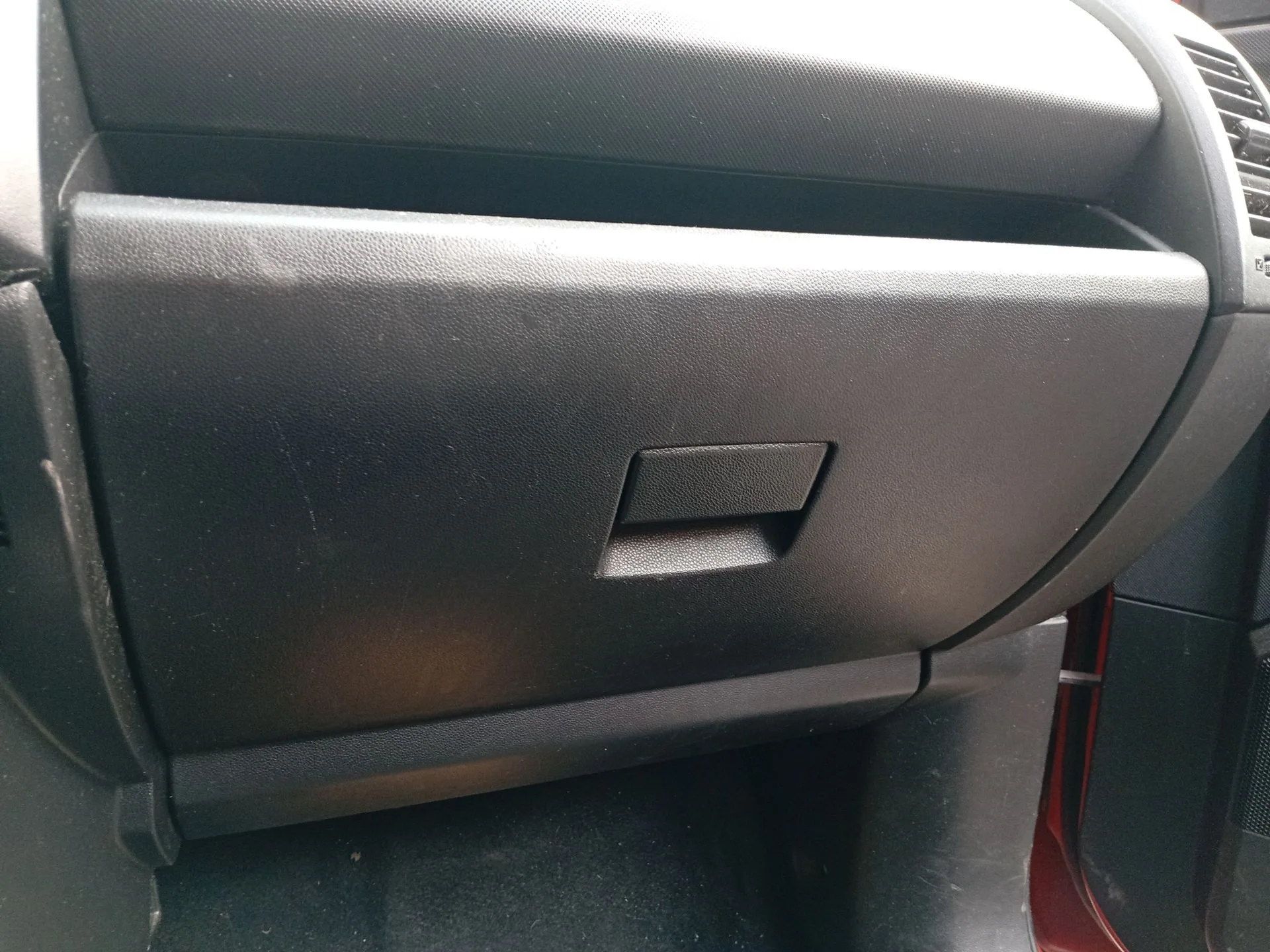 Guantera para Mazda 5 (Cr)