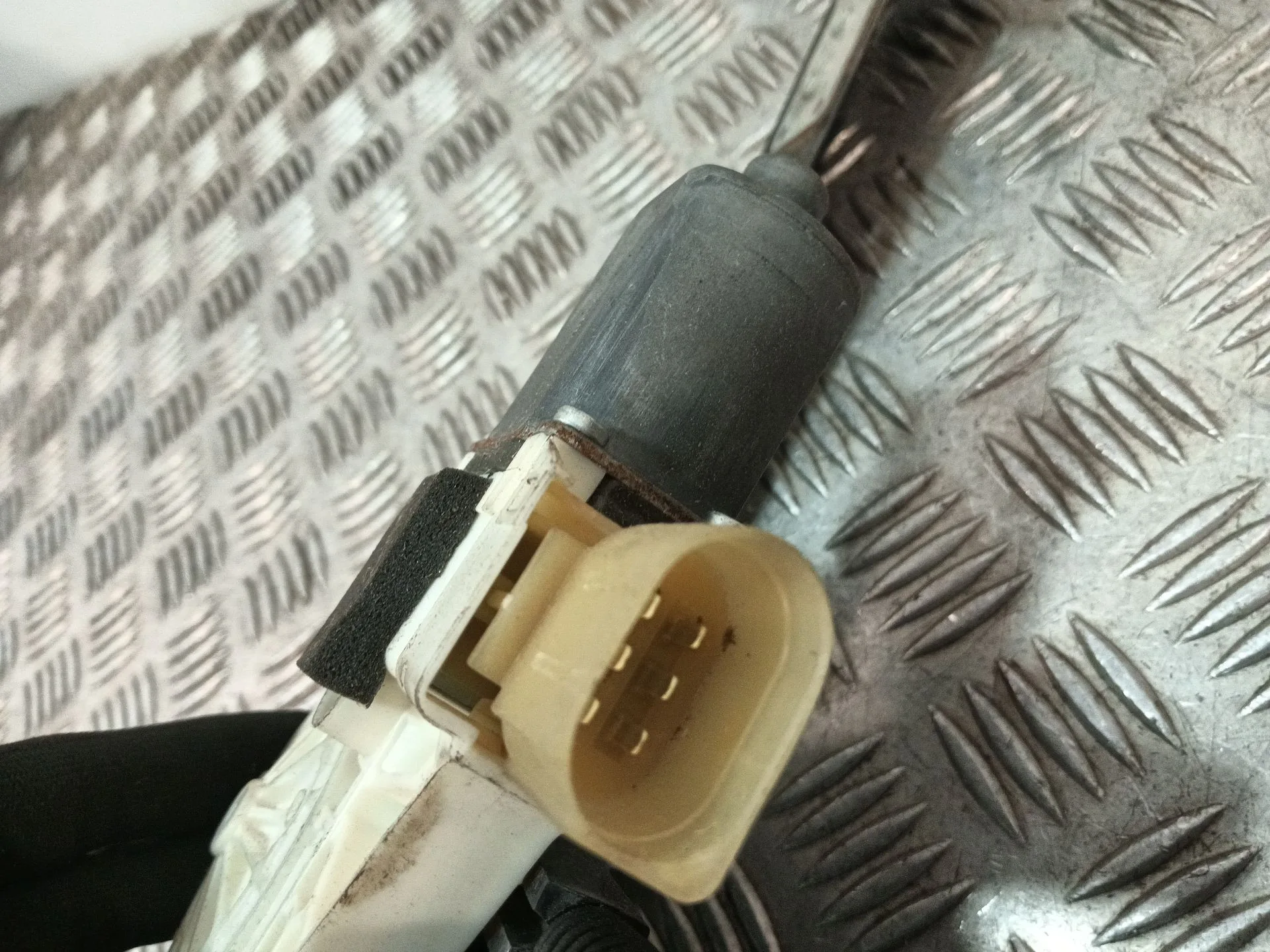 Elevalunas Delantero Izquierdo para Ford Mondeo Ber. (Ca2)