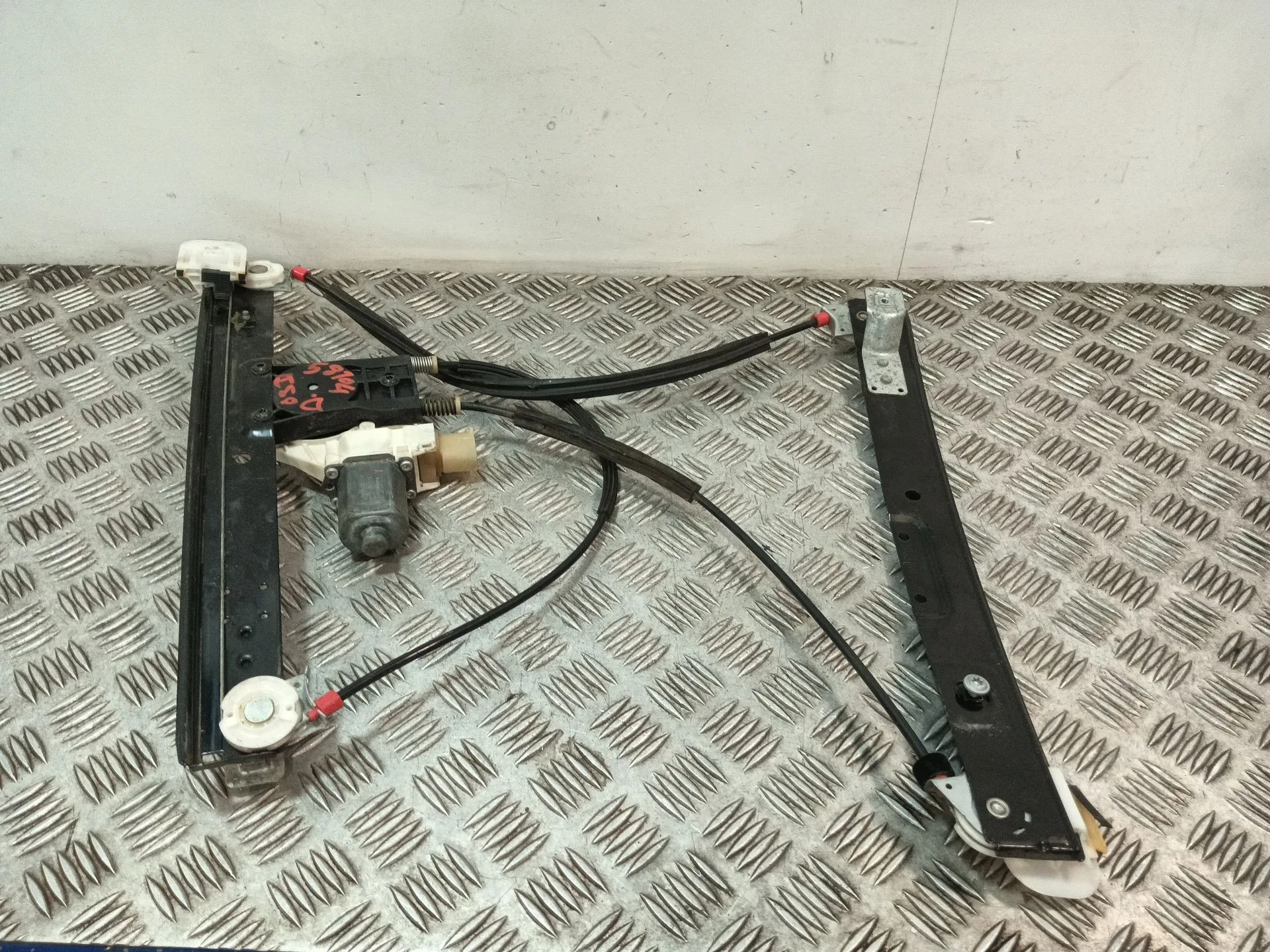 Elevalunas Delantero Izquierdo para Ford Mondeo Ber. (Ca2)