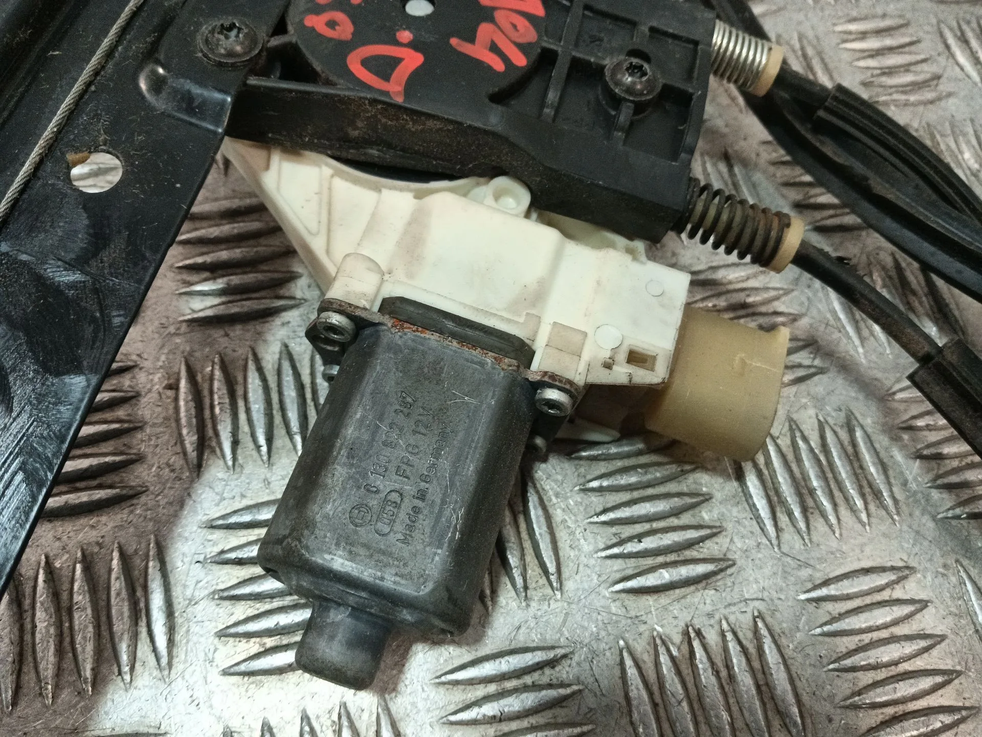 Elevalunas Delantero Izquierdo para Ford Mondeo Ber. (Ca2)