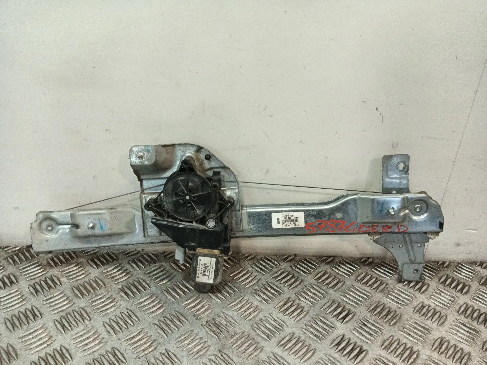 Elevalunas Delantero Derecho para Peugeot 208