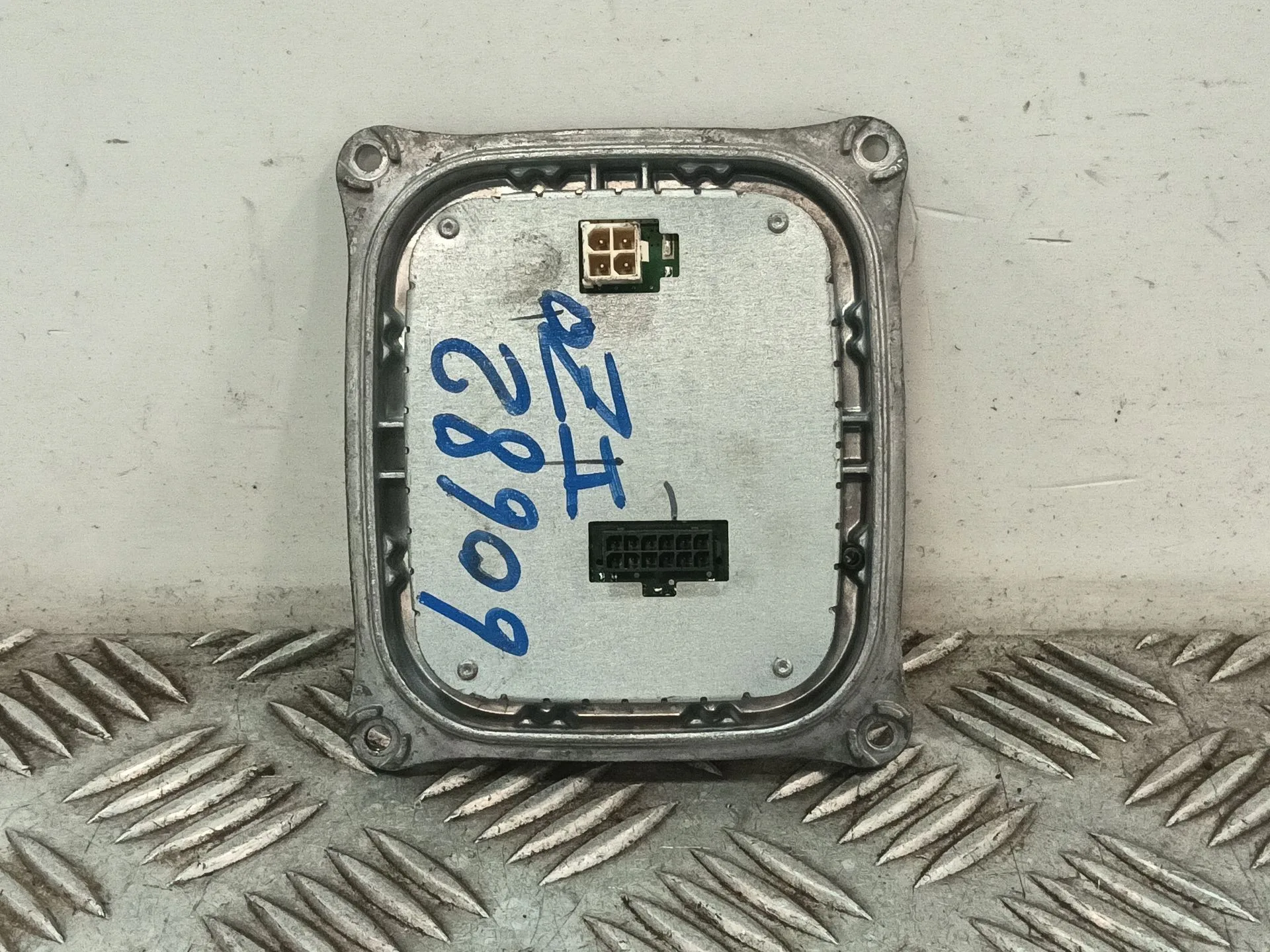 Centralita Faros Xenon para Bmw X5 (E70)