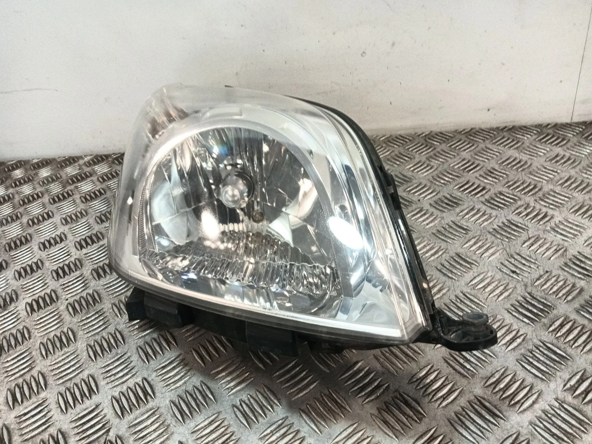 Faro Derecho para Fiat Fiorino Monospace (225_)
