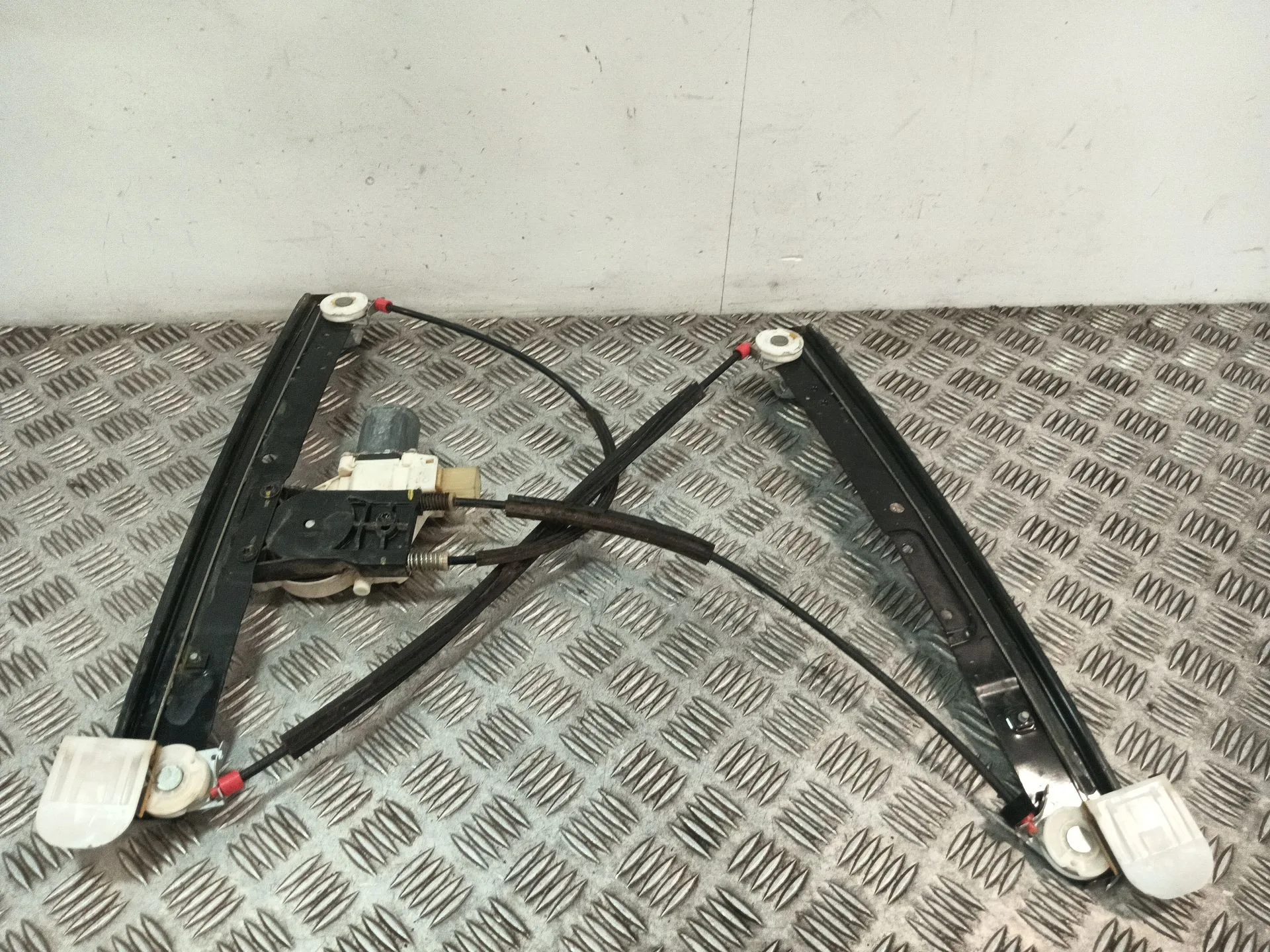 Elevalunas Delantero Derecho para Ford Mondeo Ber. (Ca2)