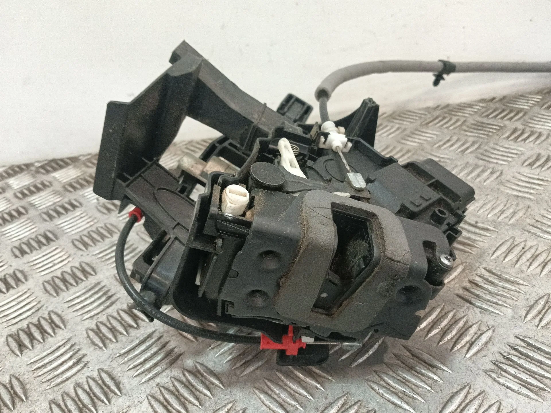 Cerradura Puerta Trasera Izquierda para Ford Mondeo Ber. (Ca2)