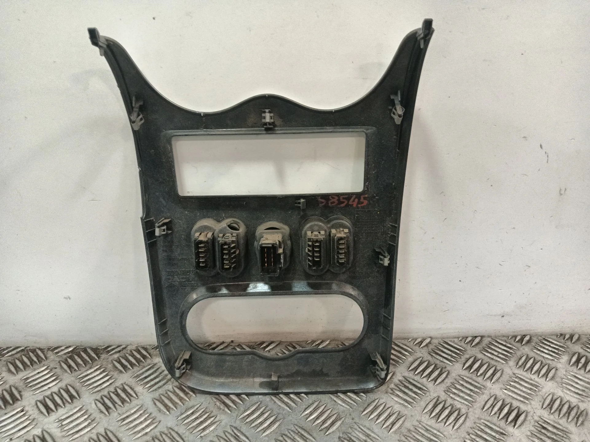Moldura para Dacia Logan
