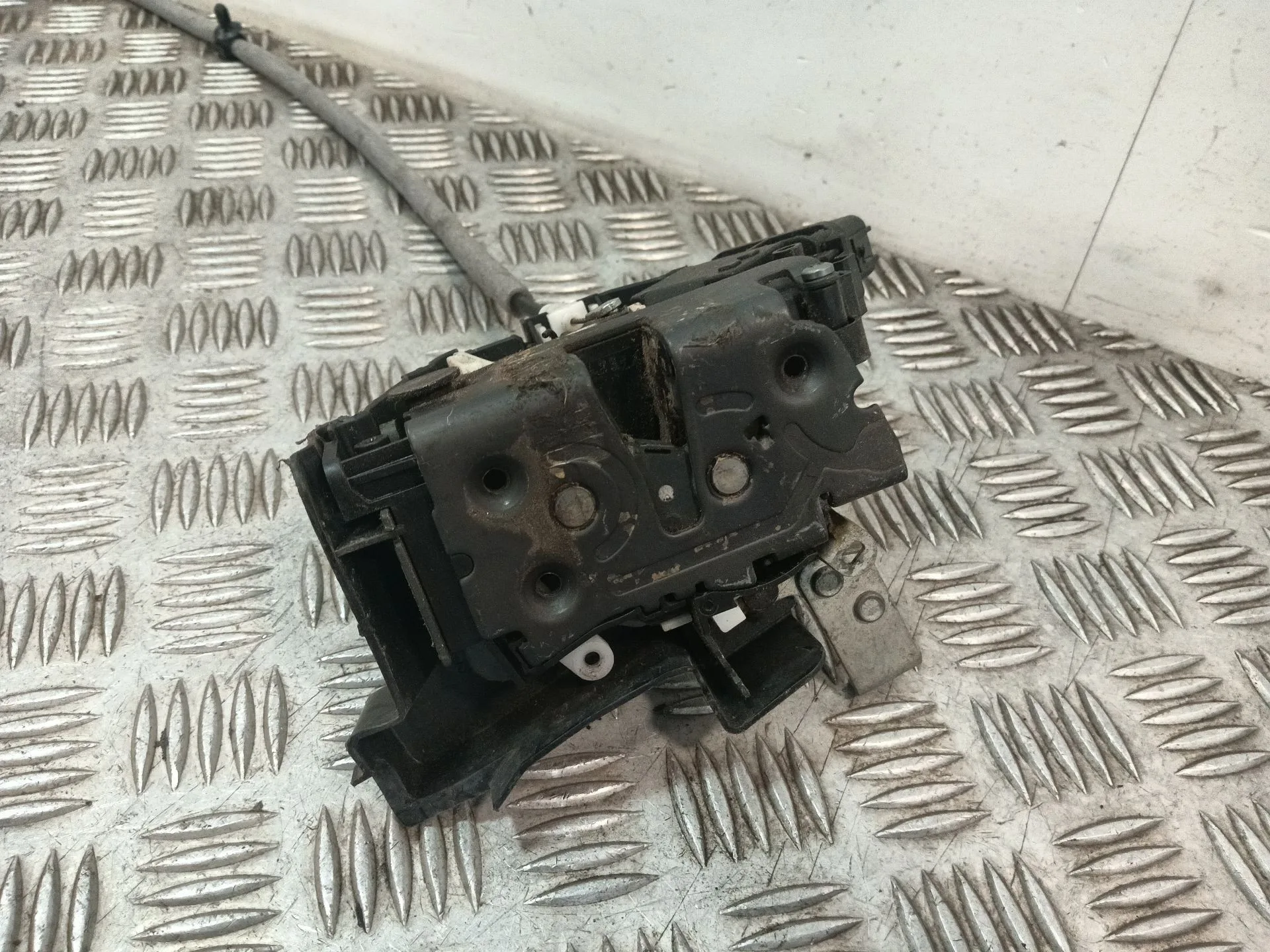 Cerradura Puerta Delantera Izquierda para Ford Mondeo Ber. (Ca2)