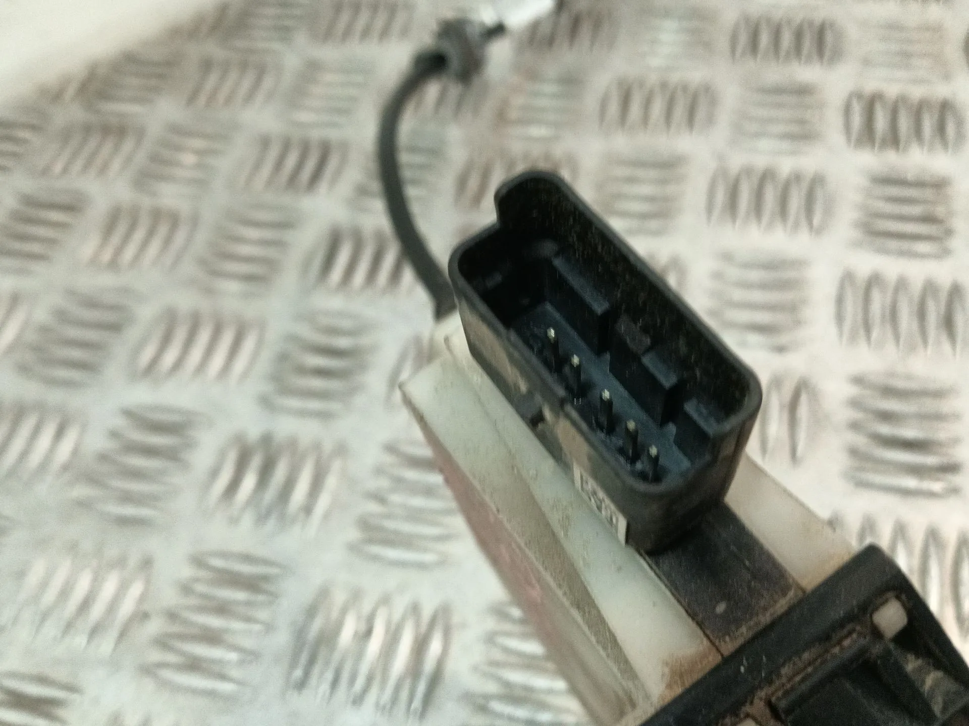 Cerradura Puerta Delantera Derecha para Peugeot 208