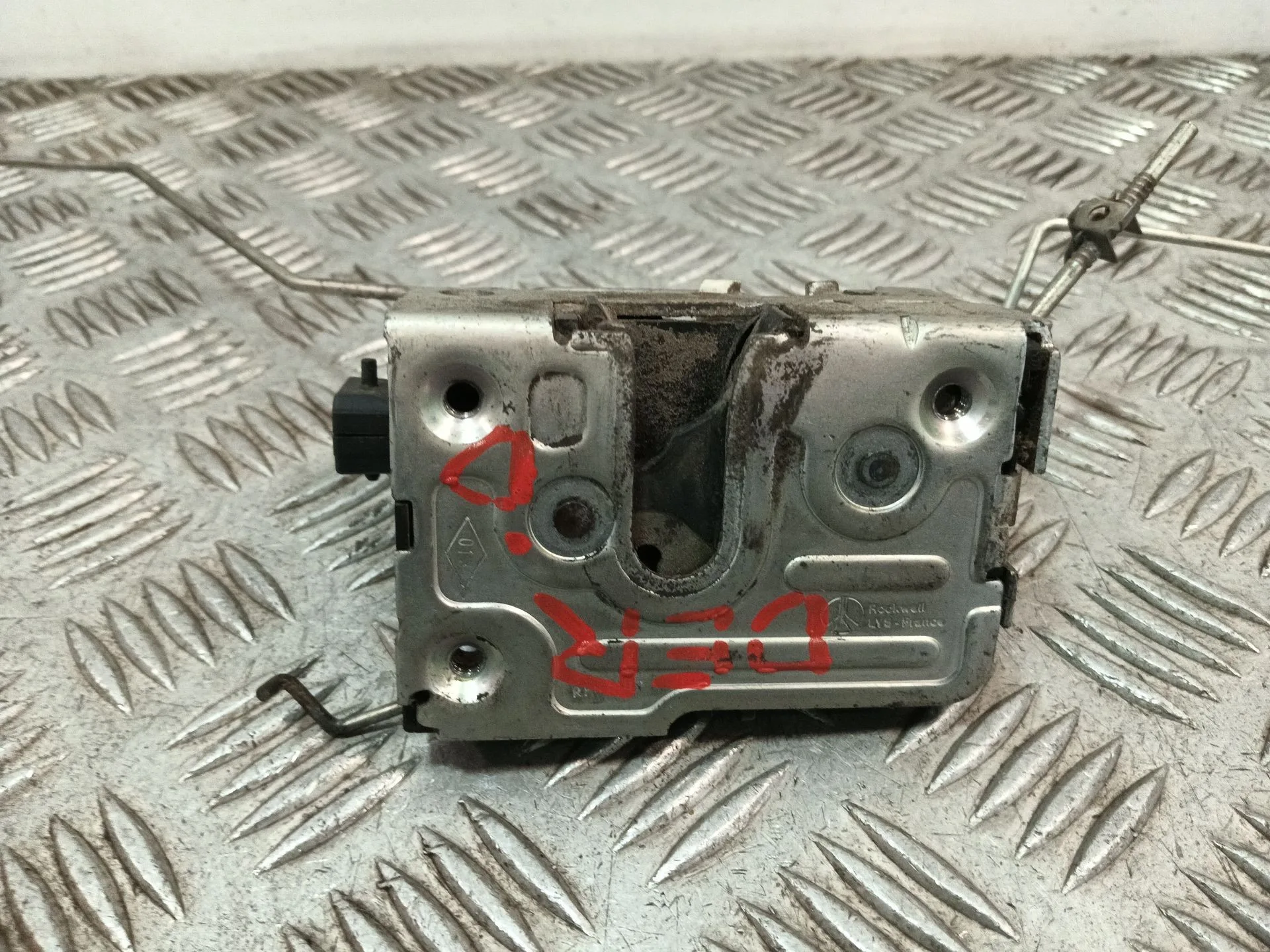Cerradura Puerta Delantera Derecha para Dacia Logan