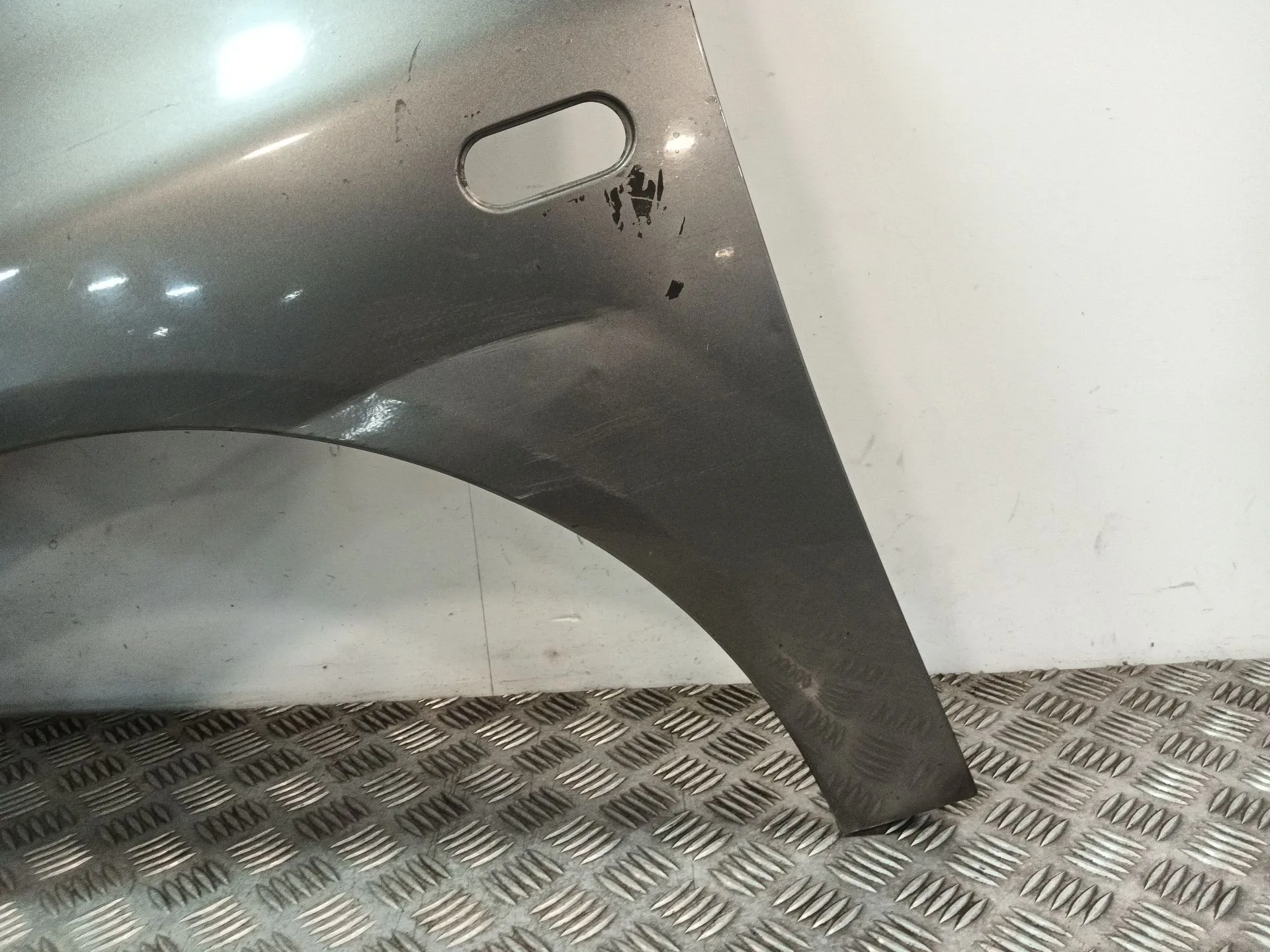 Aleta Delantera Izquierda para Seat Ibiza Iii (6L1)
