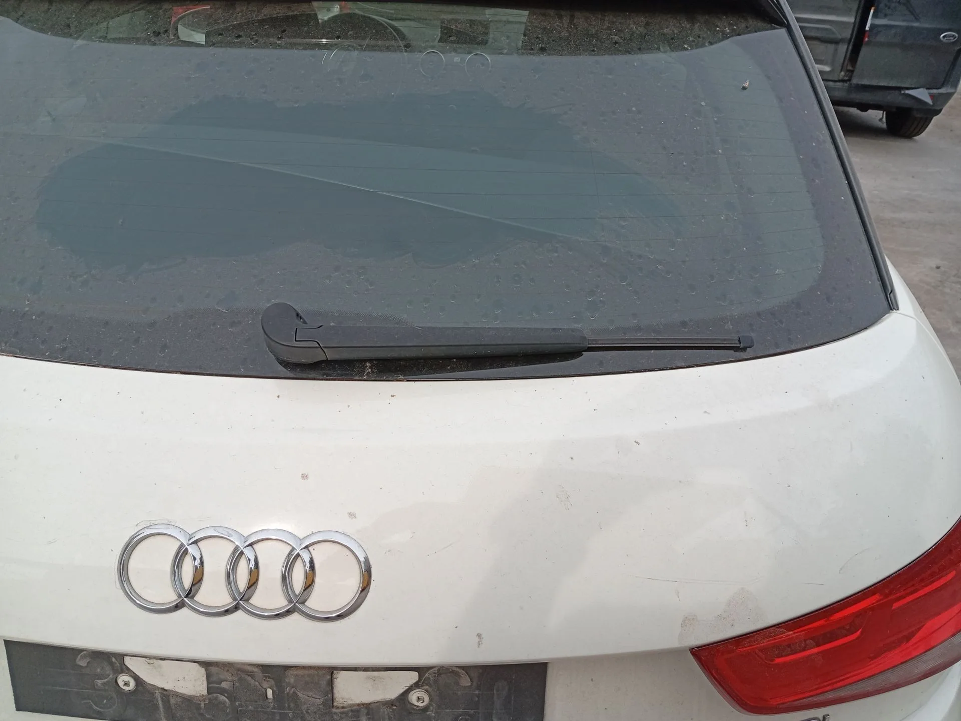 Brazo Limpia Trasero para Audi A1 (8X1, 8Xk)