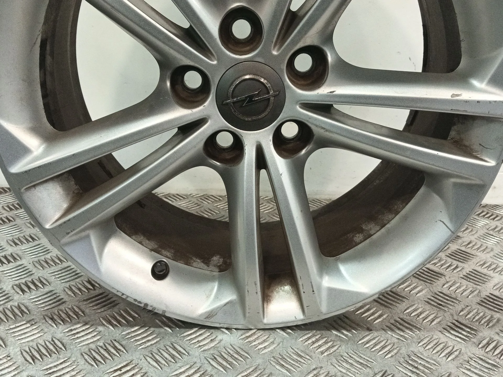 Llanta para Opel Insignia Sports Tourer
